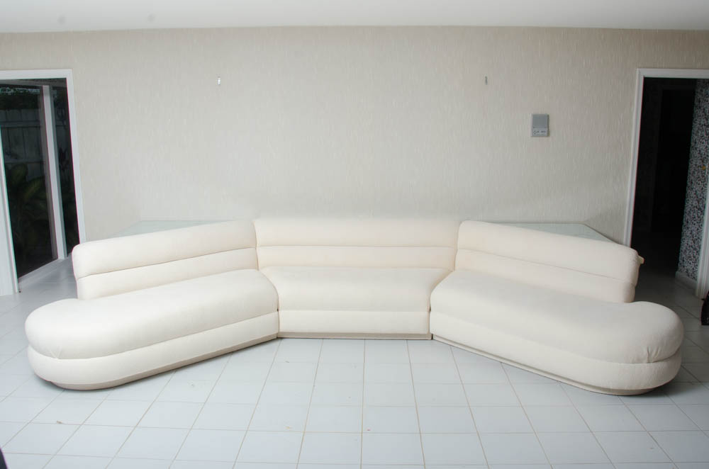Three-Piece 1980s Modern Sectional Sofa With Console Table