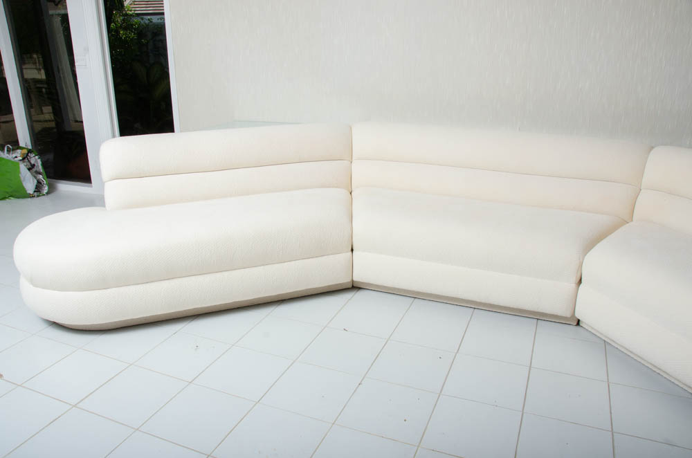 Three-Piece 1980s Modern Sectional Sofa With Console Table