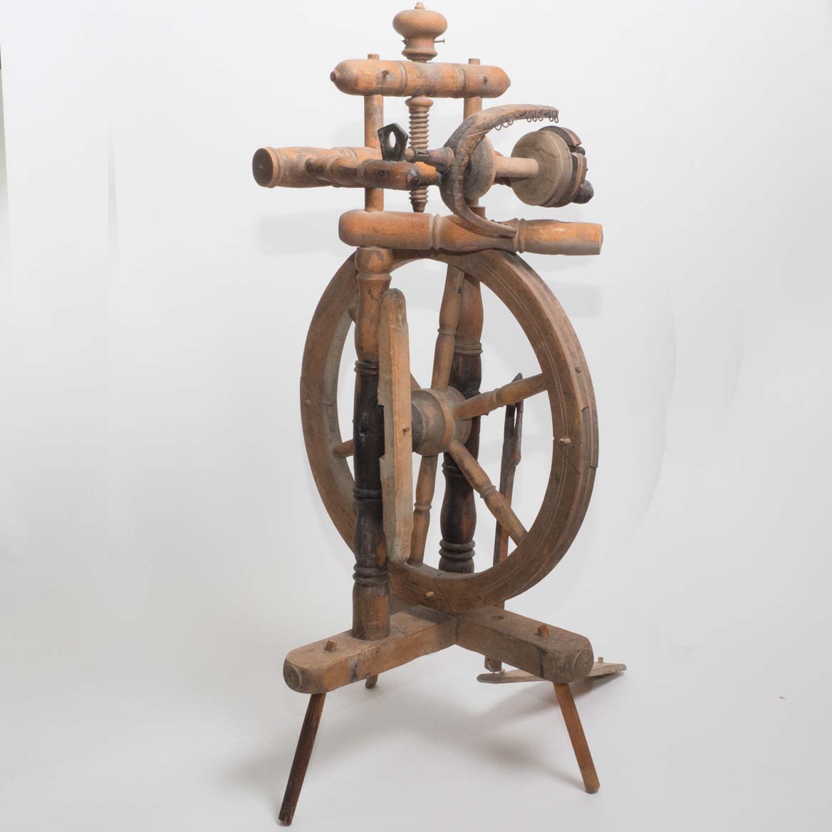 Vintage Wooden Spinning Wheel