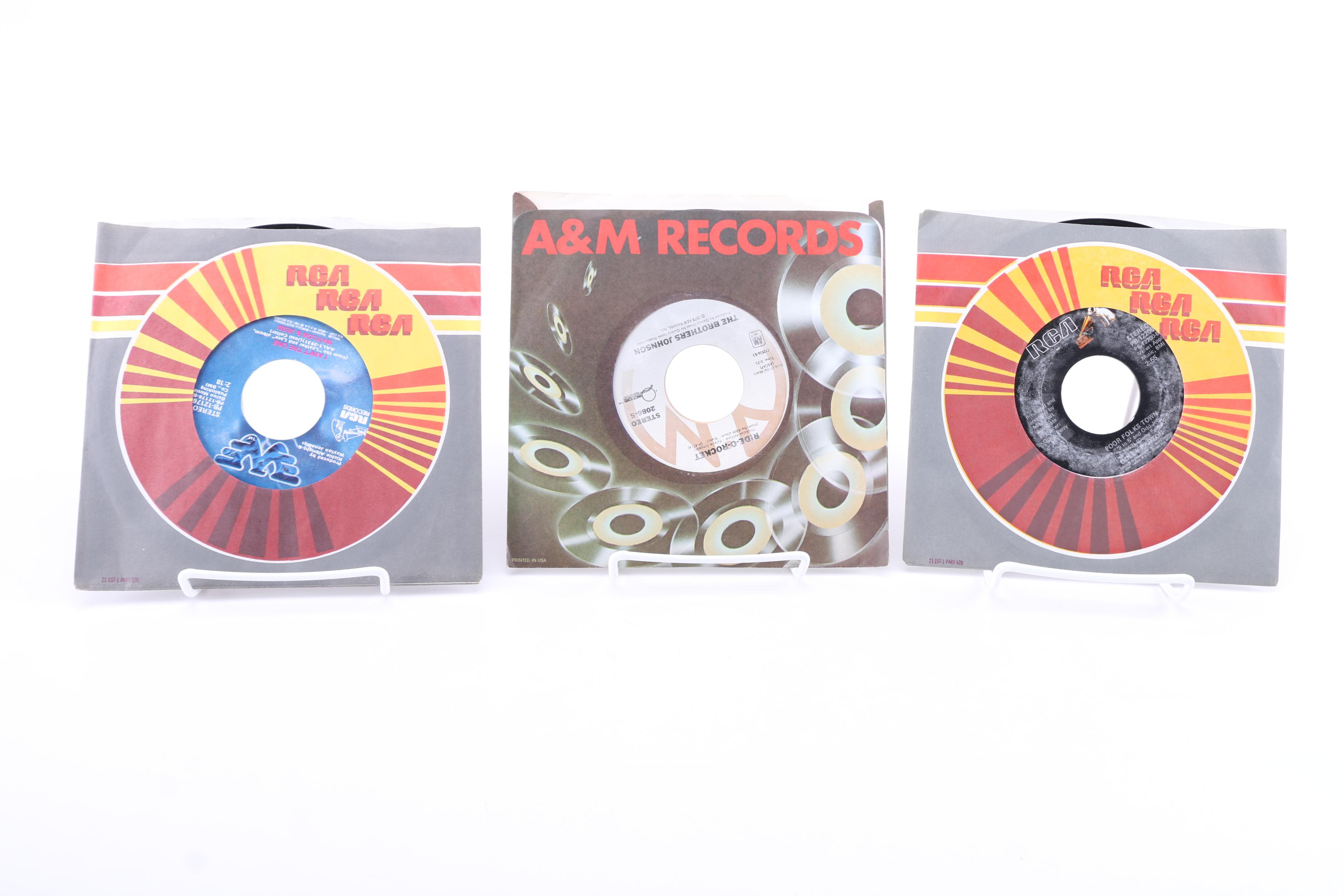 Chuck Berry, Johnny Cash, Willie Nelson and Other Vintage LPs