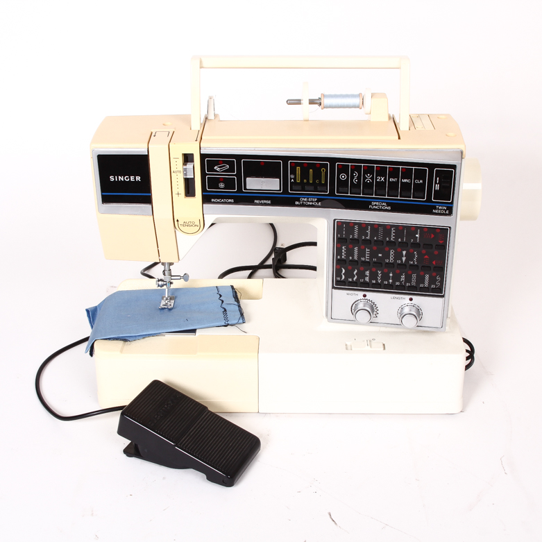 Vintage Singer Electric Sewing Machine