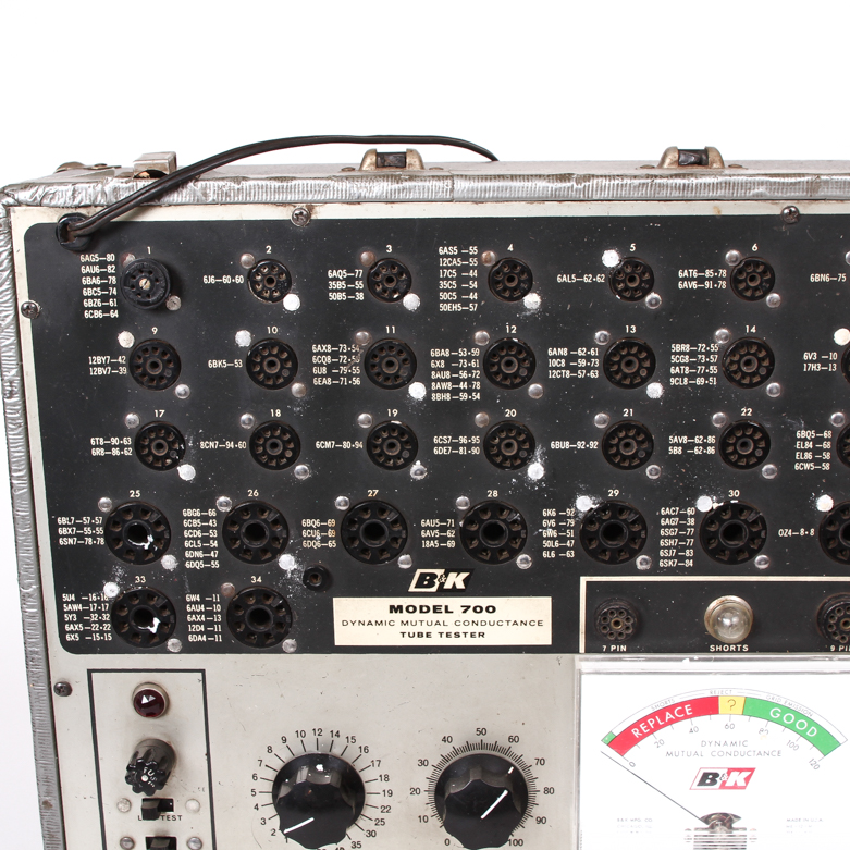 Vintage B&K Model 700 Dynamic Mutual Conductance Tube Tester
