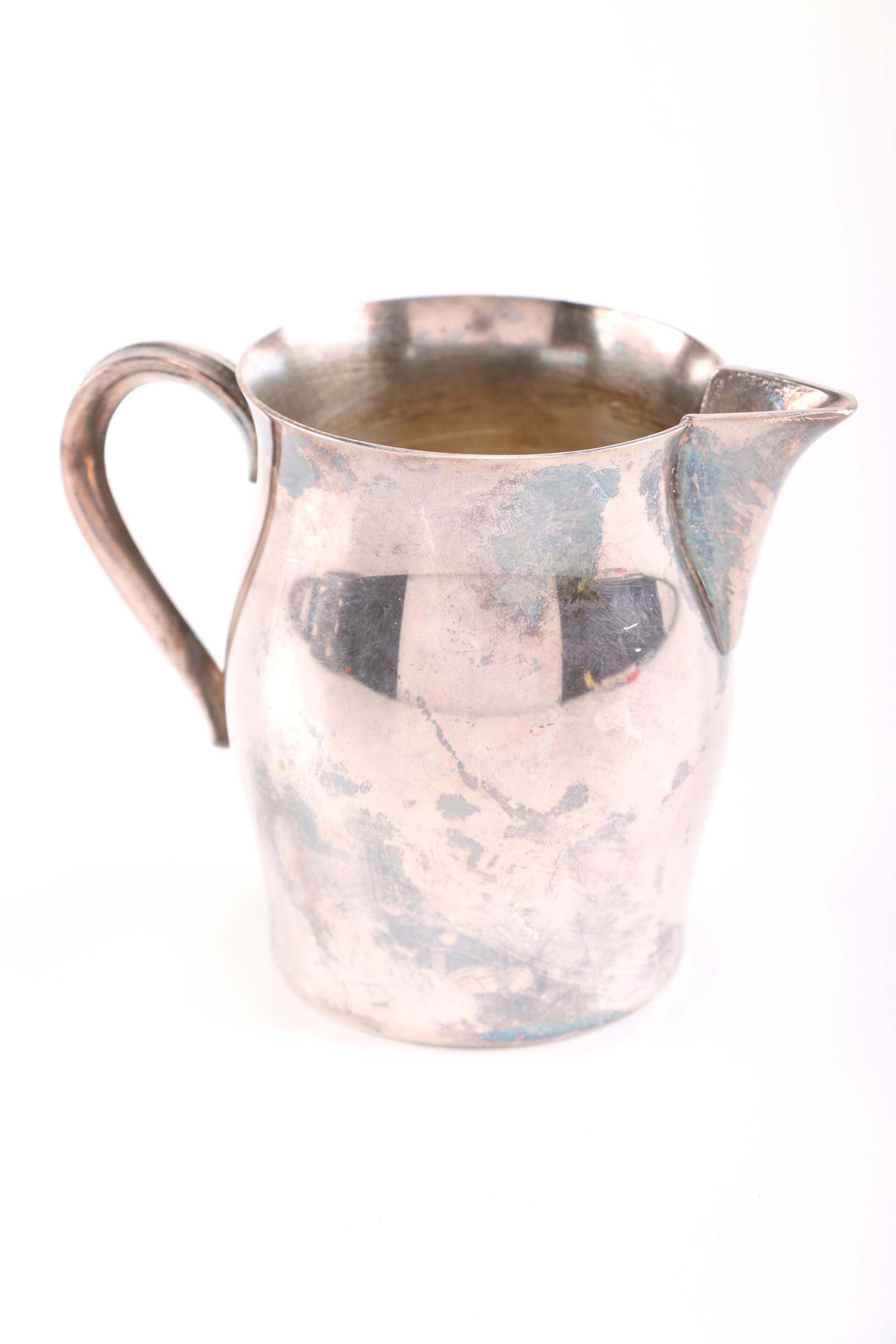 Silver Plate Tableware Featuring Wm. Rogers