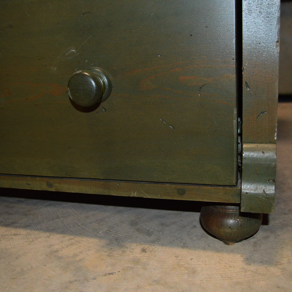 Vintage Green Chest of Drawers
