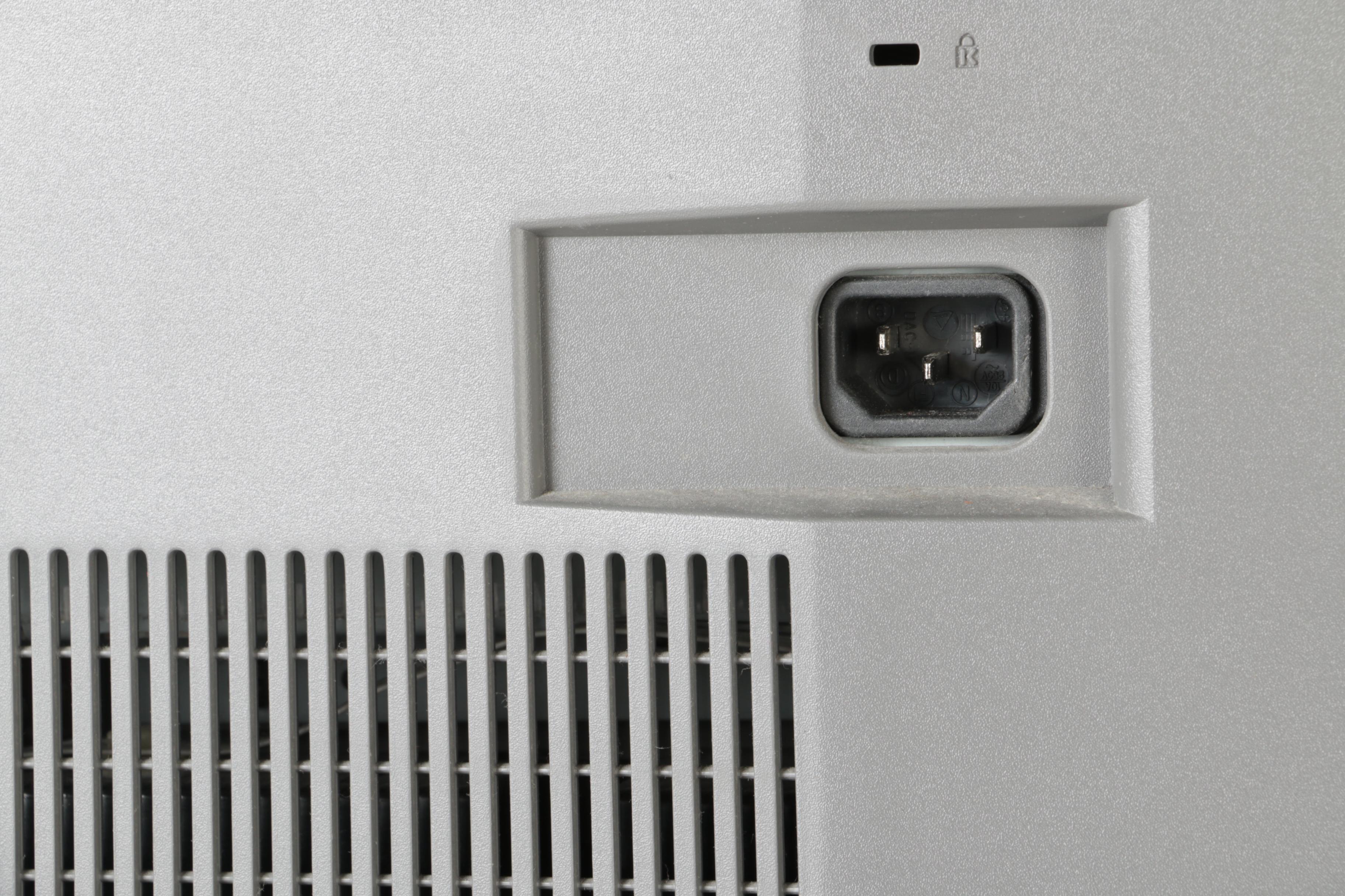 Samsung 32" Flat Screen Television