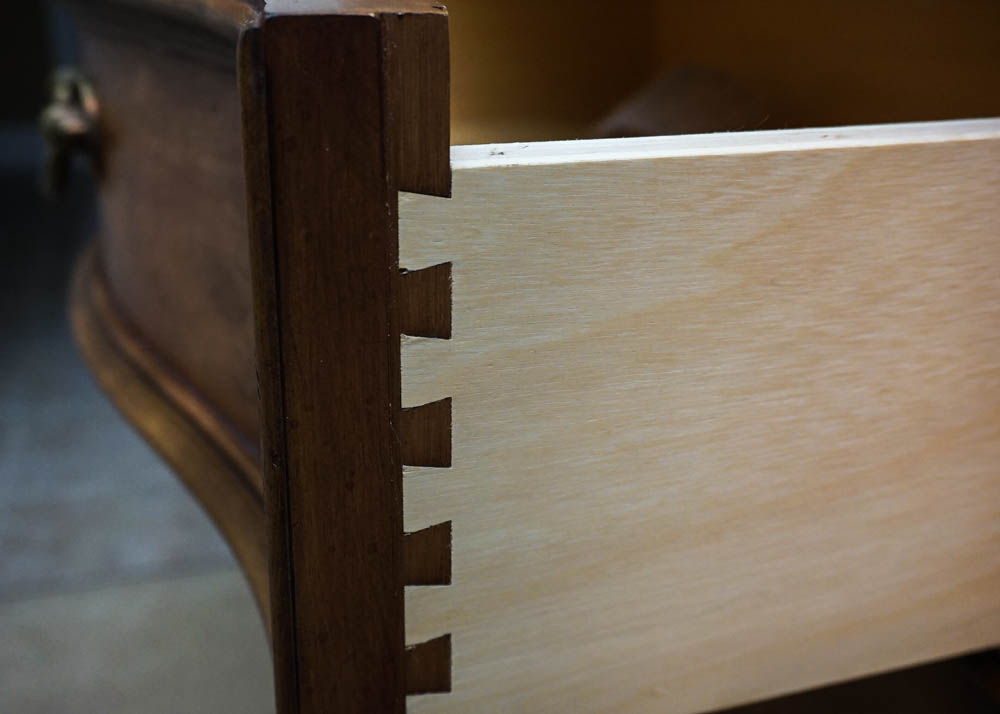 Pair of Oak Burl Nightstands by Thomasville