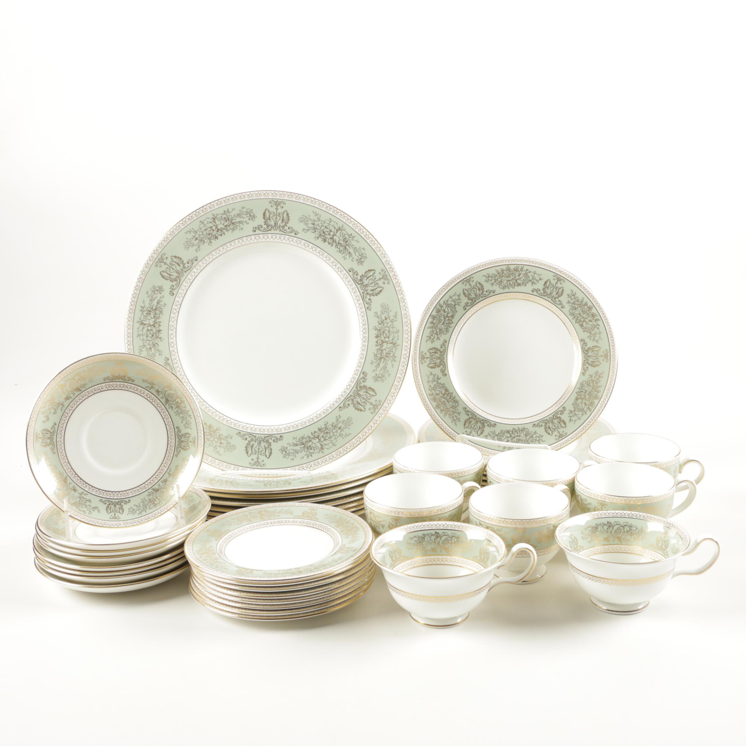 Wedgwood "Gold Columbia" Pattern Tableware Set