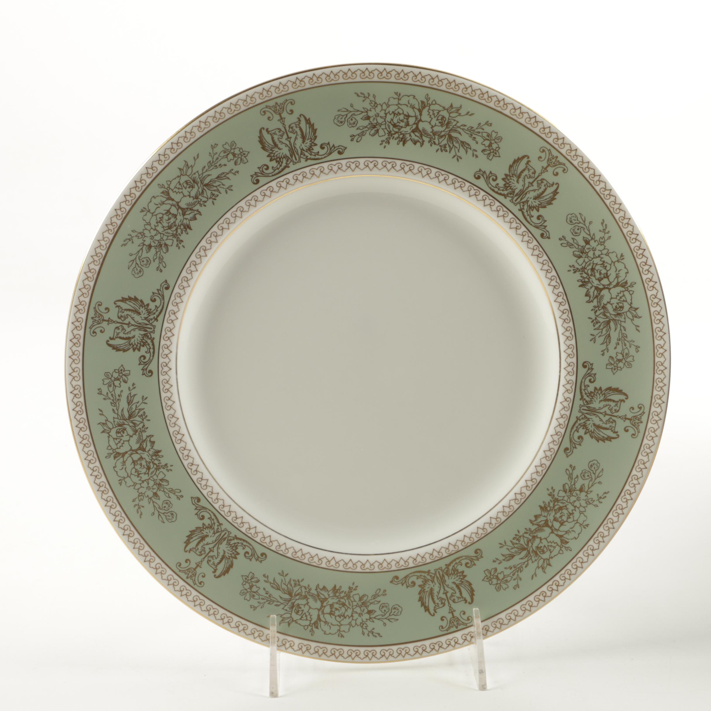 Wedgwood "Gold Columbia" Pattern Tableware Set