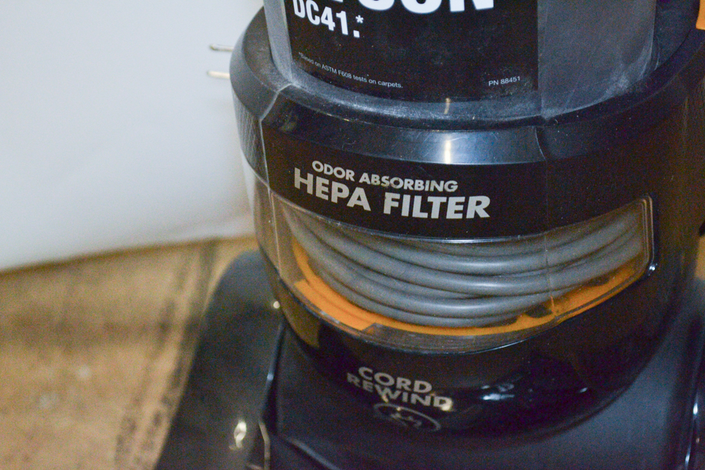 Eureka Airspeed Pro All Floors Rewind Pet Bagless Vacuum