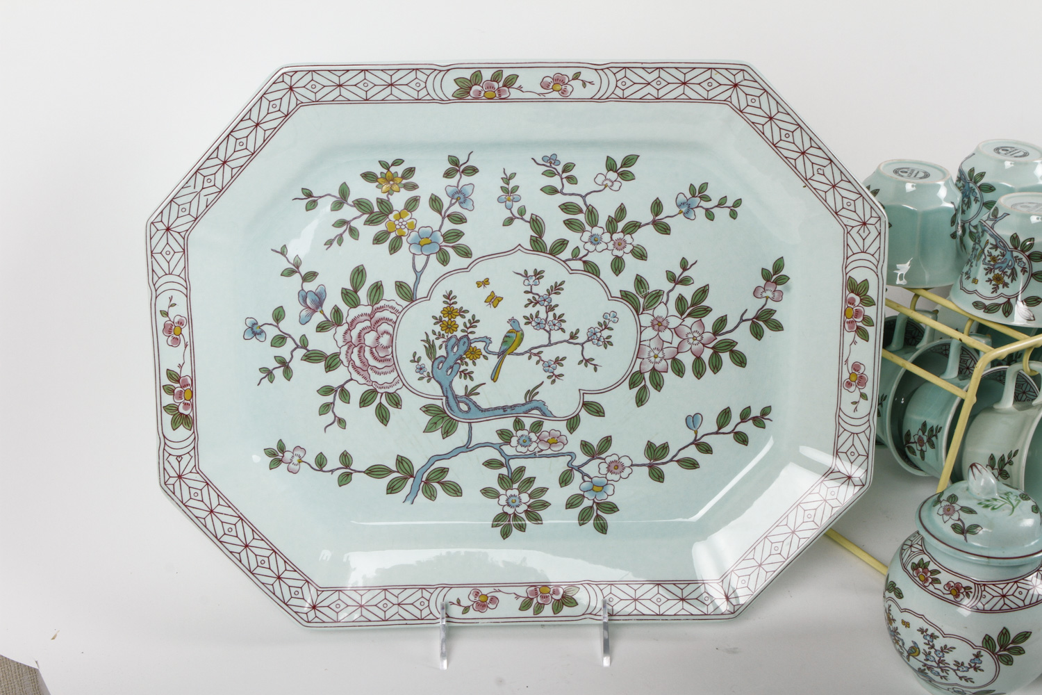 Set of Vintage Adams Calyx Ware "Singapore Bird"