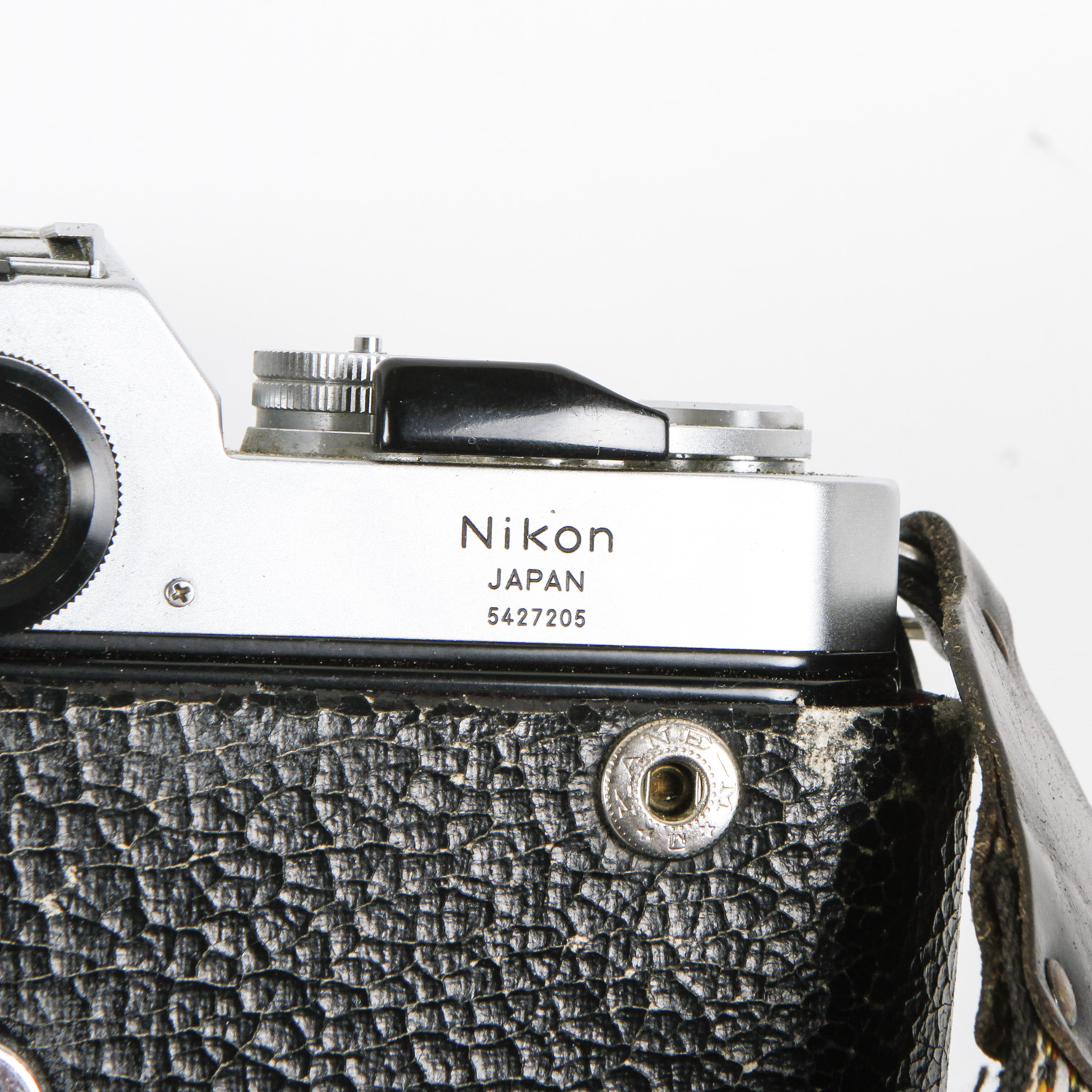 Nikon Nikkormat EL 35 MM SLR Camera