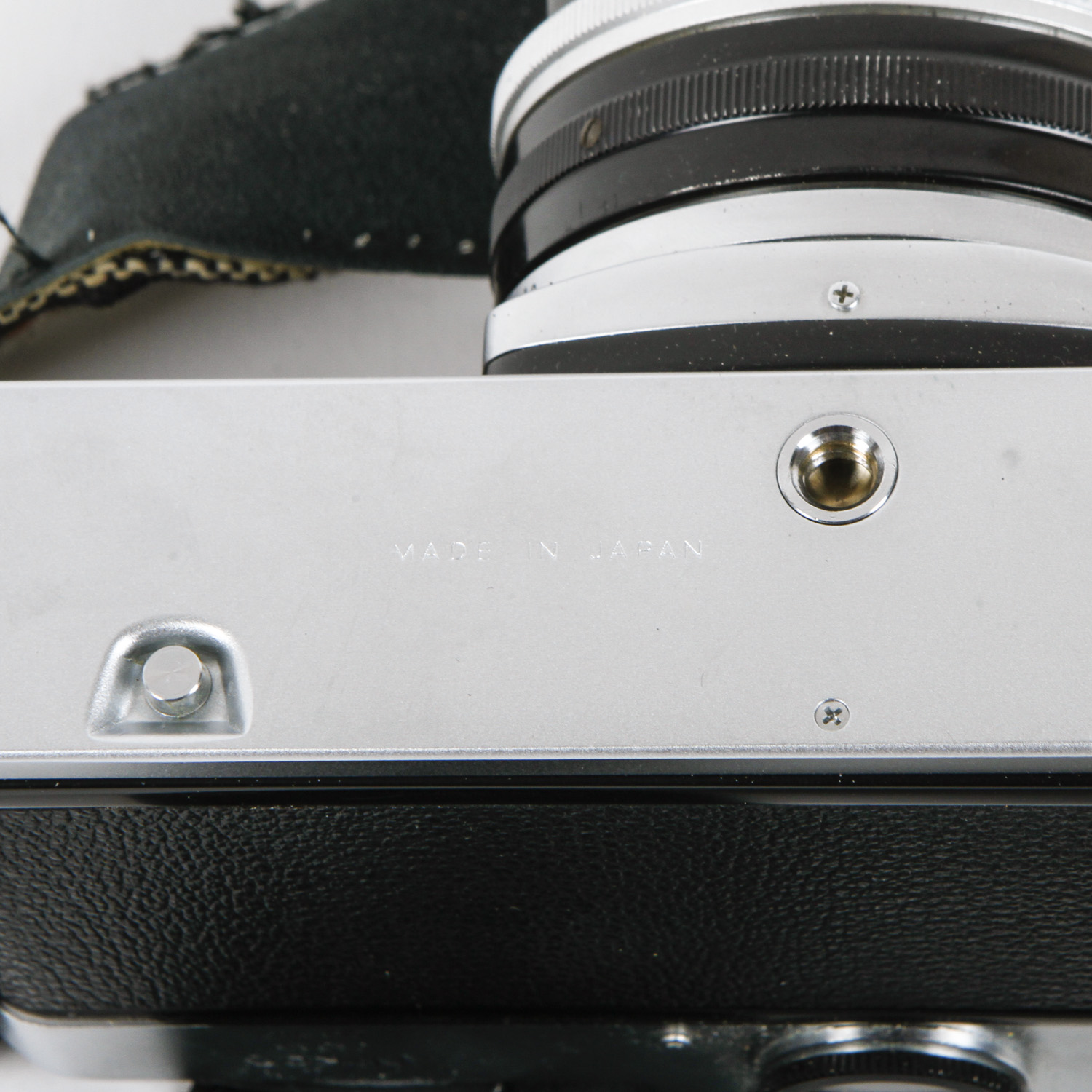 Nikon Nikkormat EL 35 MM SLR Camera