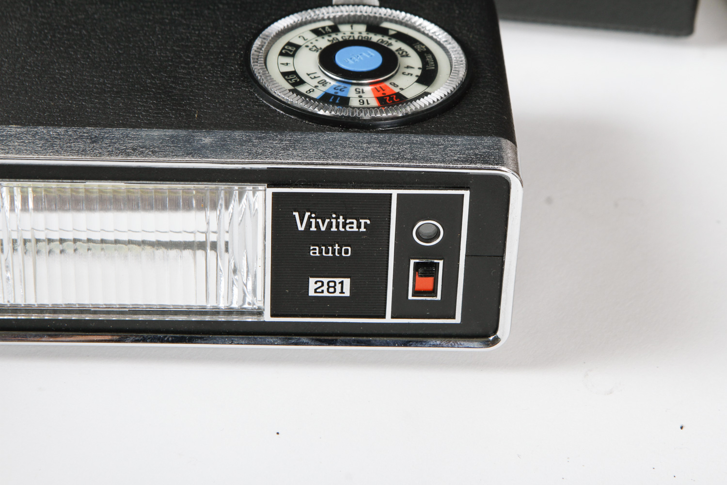 Polaroid Photoelectric Shutter with Vivitar Flash and Camera Accessories