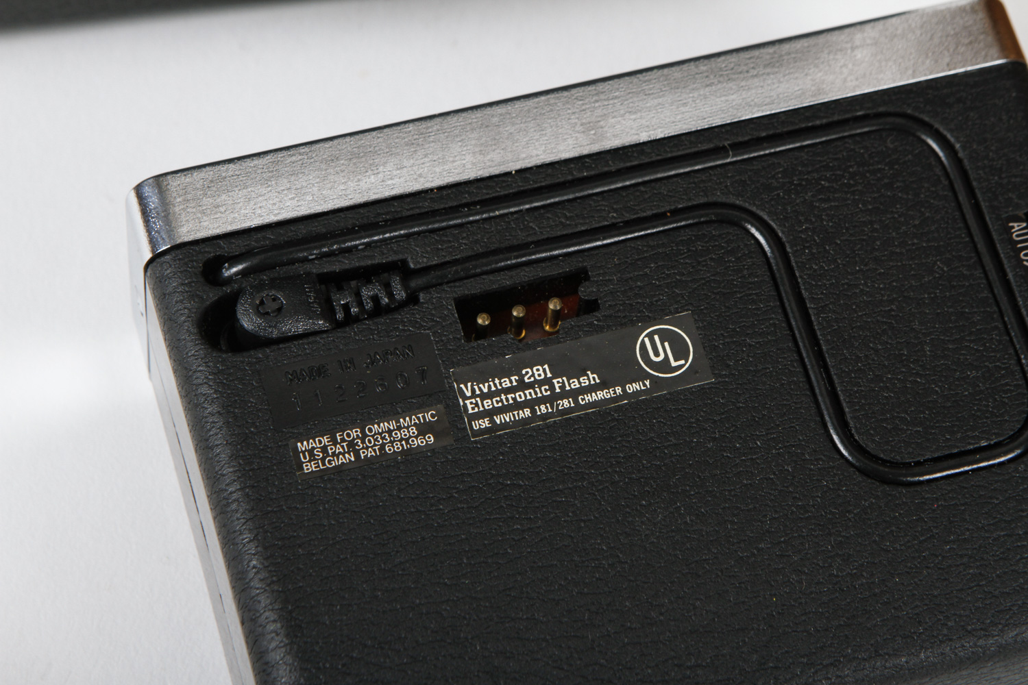 Polaroid Photoelectric Shutter with Vivitar Flash and Camera Accessories