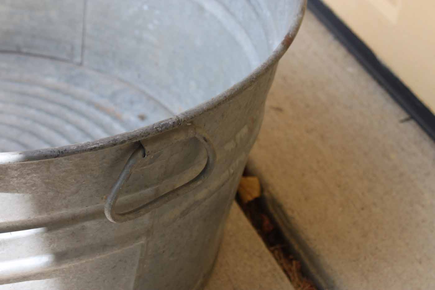 Vintage Galvanized Circular Tub