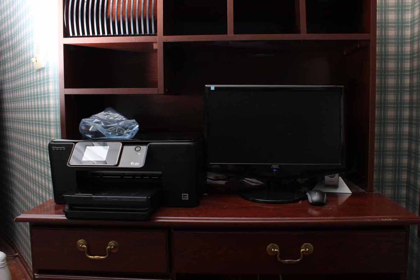 Gateway Computer, AOC Monitor and HP Photosmart Plus Wireless Printer