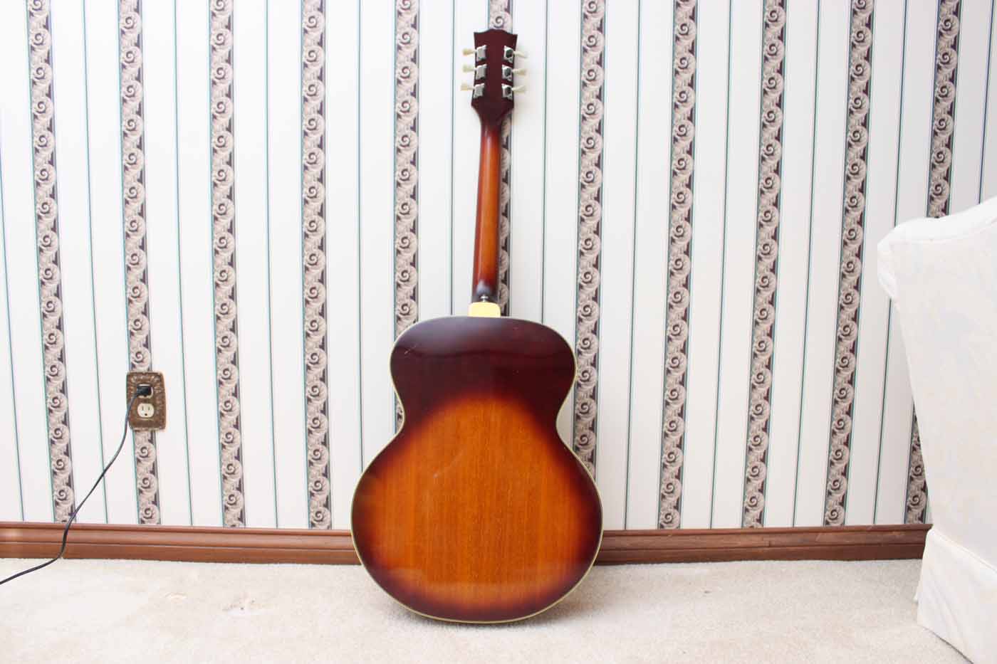 Vintage Alvarez Model 5052 Jumbo Style Acoustic Guitar