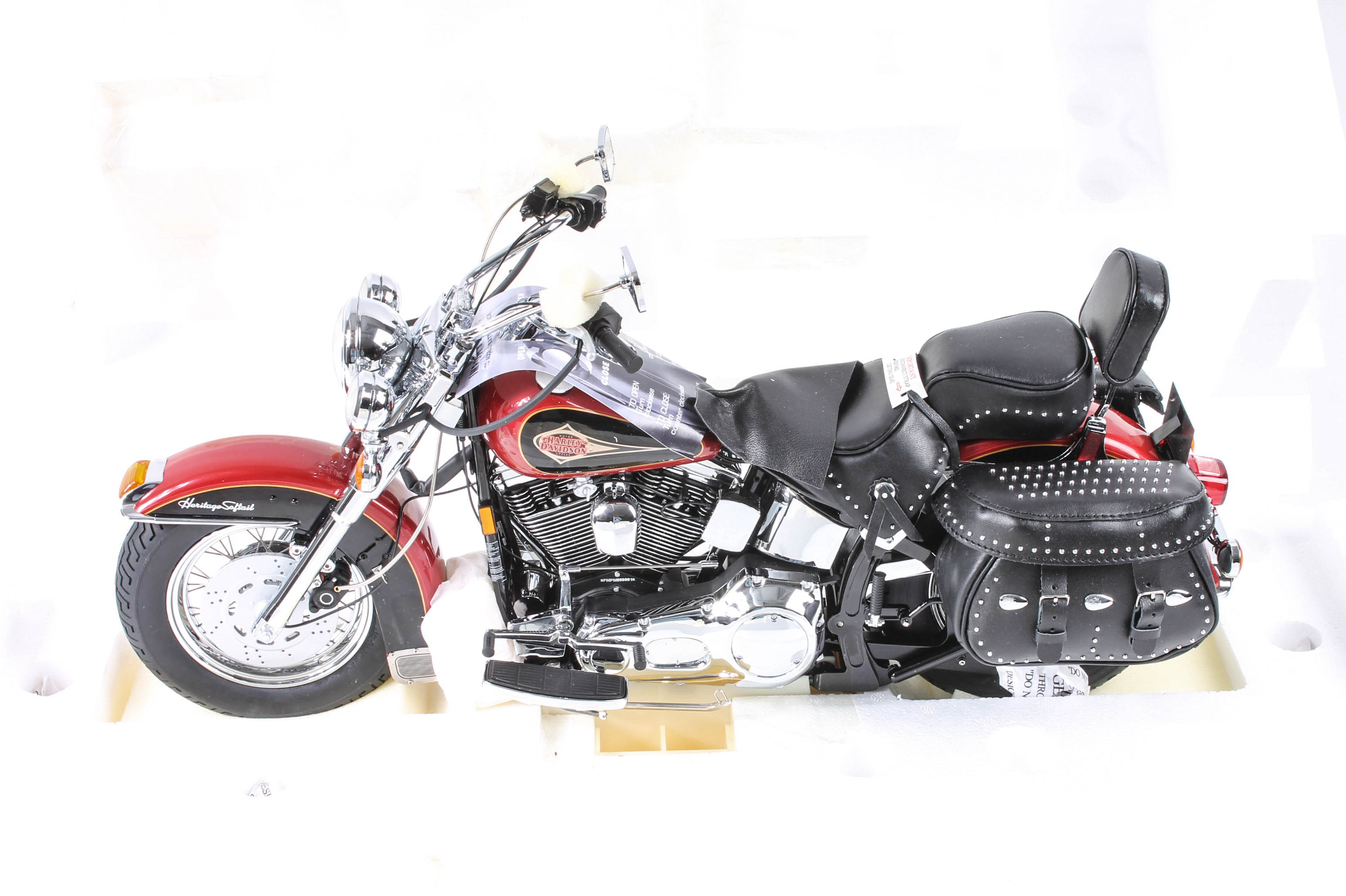 Franklin Mint 1:50-Scale Harley-Davidson "Heritage Softail Classic" Replica Model