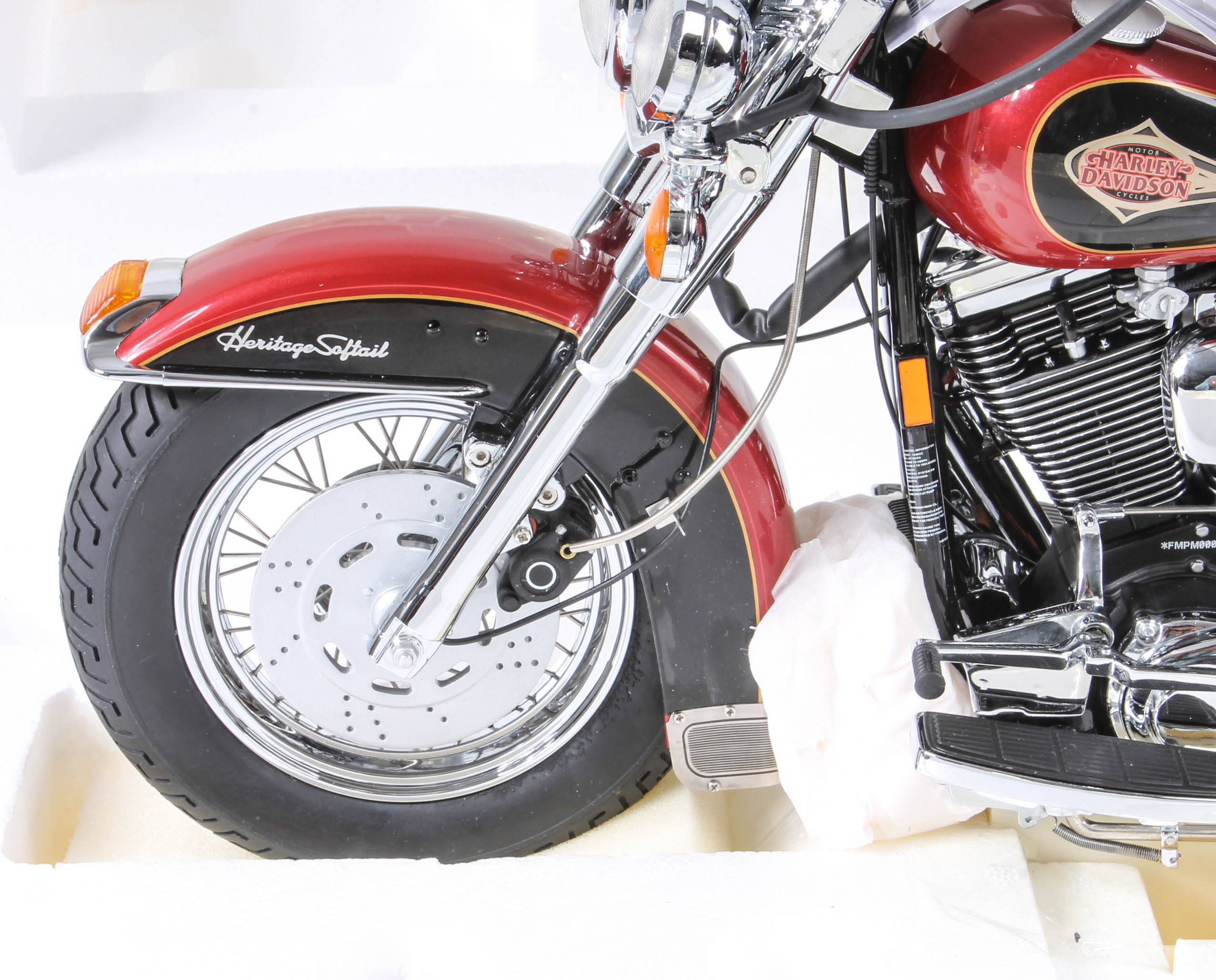 Franklin Mint 1:50-Scale Harley-Davidson "Heritage Softail Classic" Replica Model