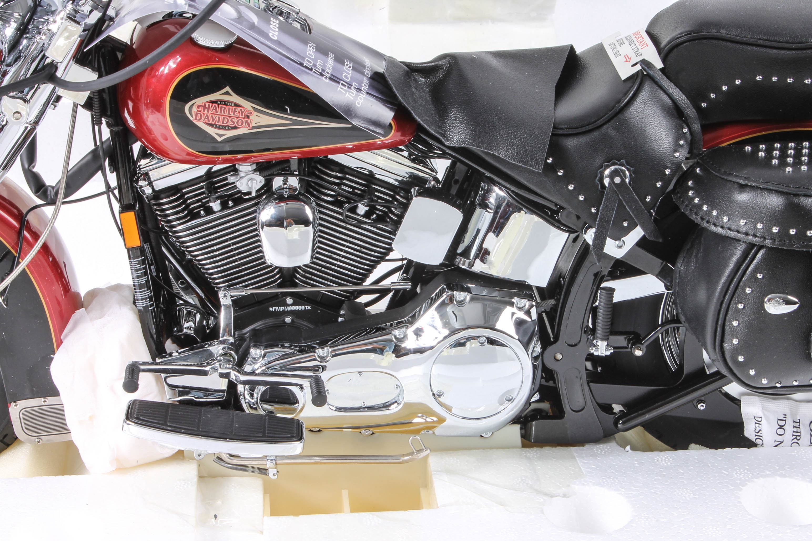 Franklin Mint 1:50-Scale Harley-Davidson "Heritage Softail Classic" Replica Model