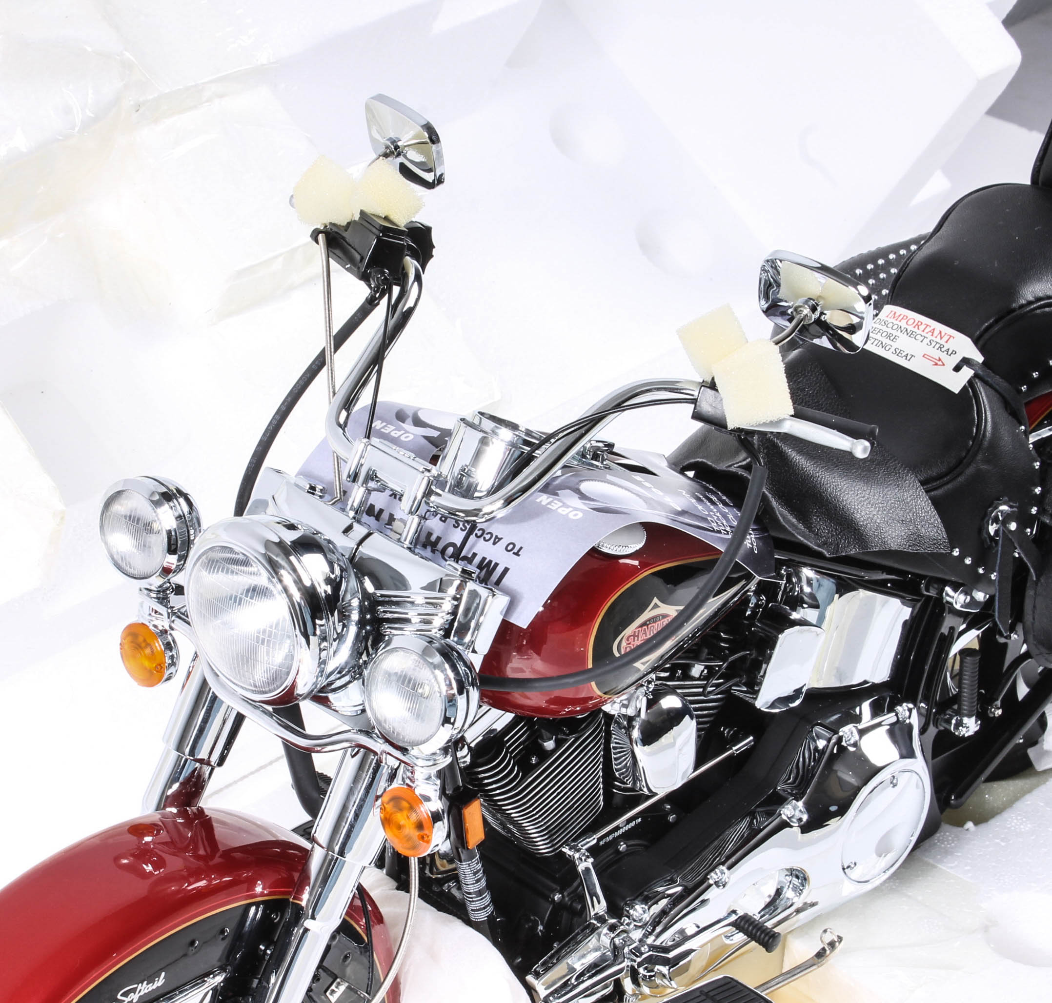 Franklin Mint 1:50-Scale Harley-Davidson "Heritage Softail Classic" Replica Model