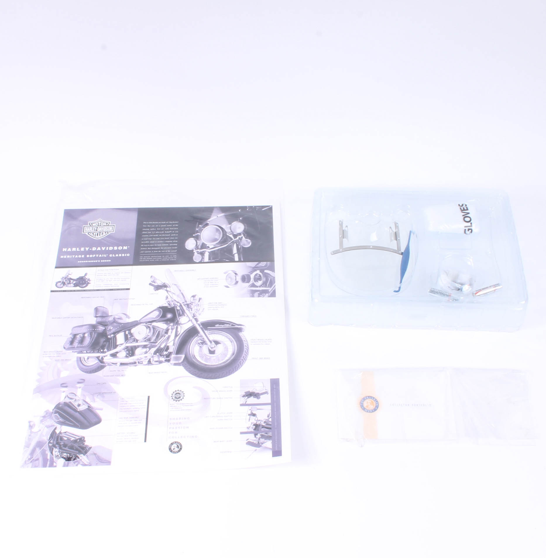 Franklin Mint 1:50-Scale Harley-Davidson "Heritage Softail Classic" Replica Model