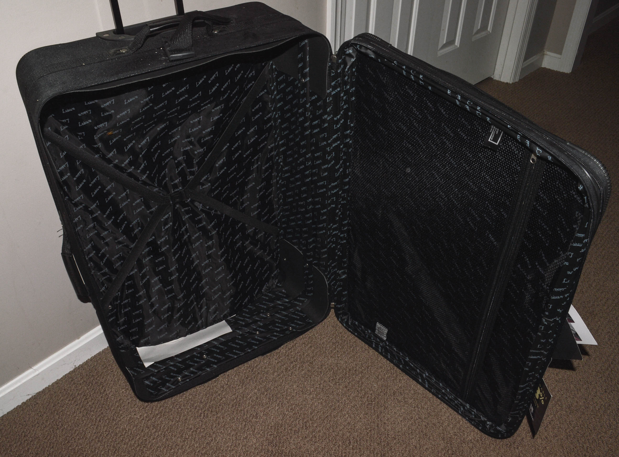 Murray Hill Black Rolling Suitcase