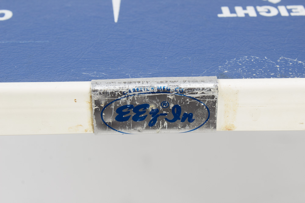 Vintage Accent Table With Sailor's Knot Chart by Eez-In