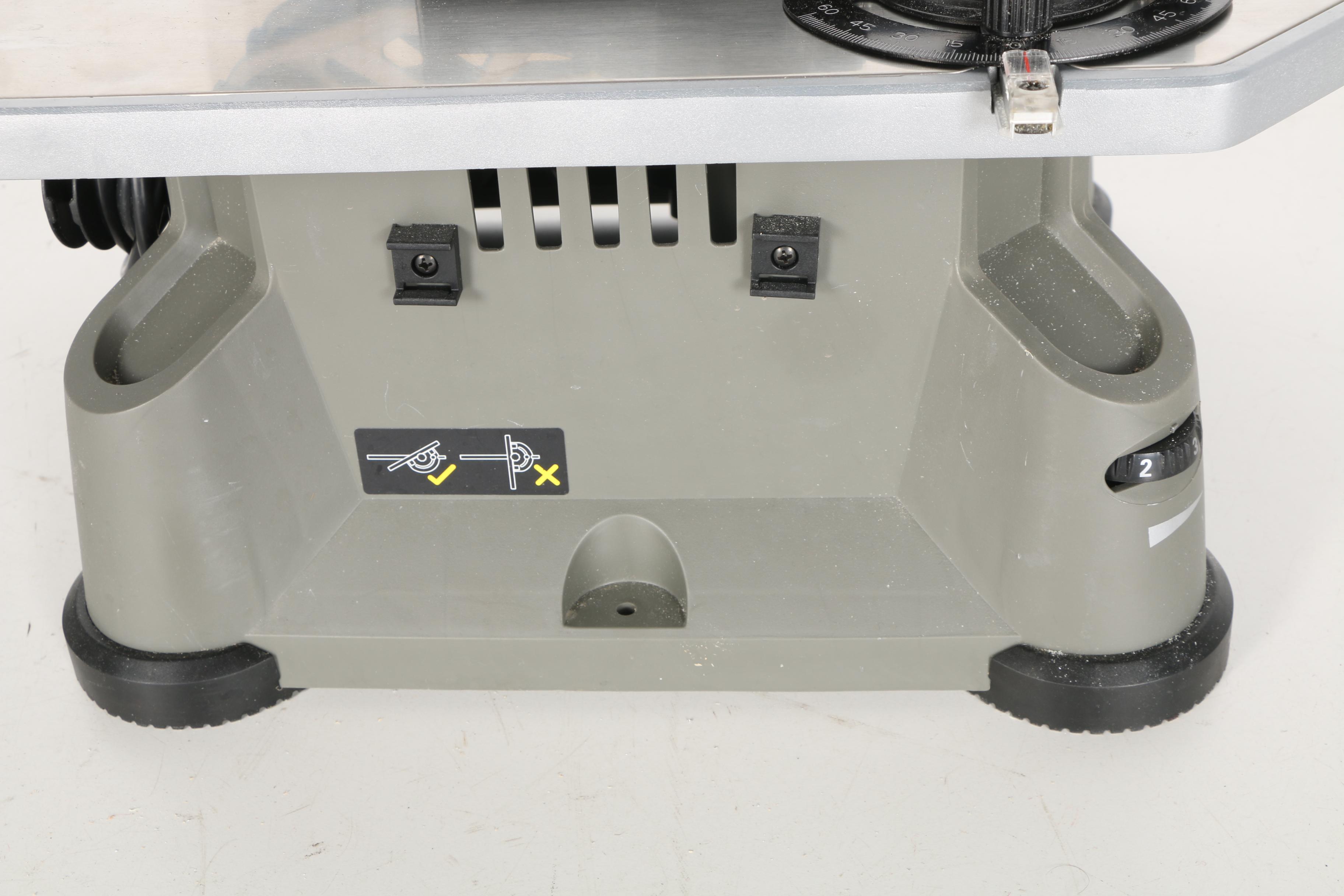 Rockwell BladeRunner Table Saw RK7320 With Wall Mount