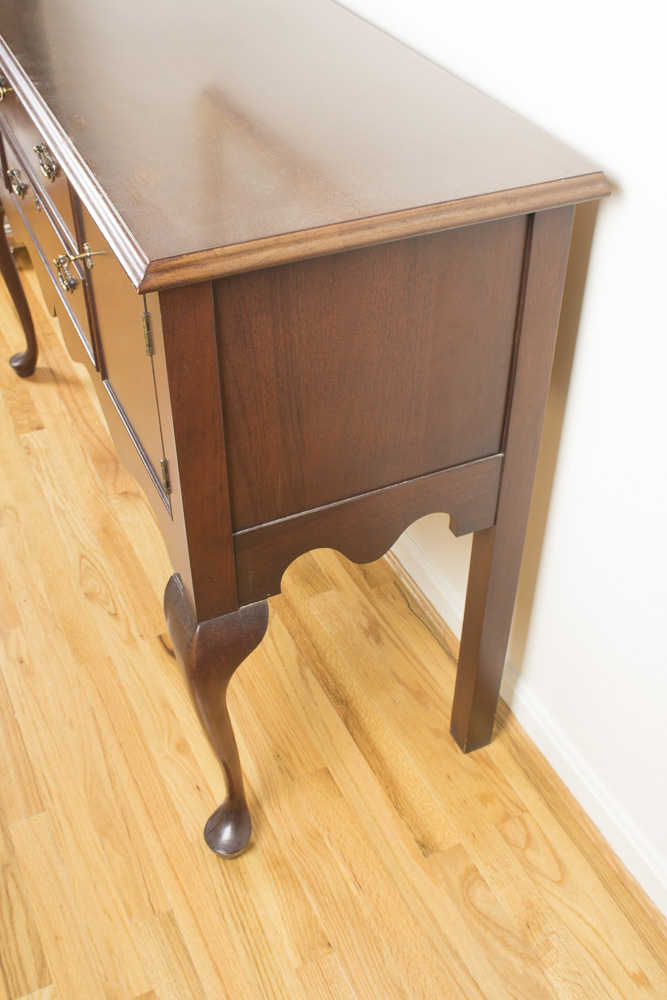 Vintage Queen Anne Style Mahogany Sideboard by Craftique