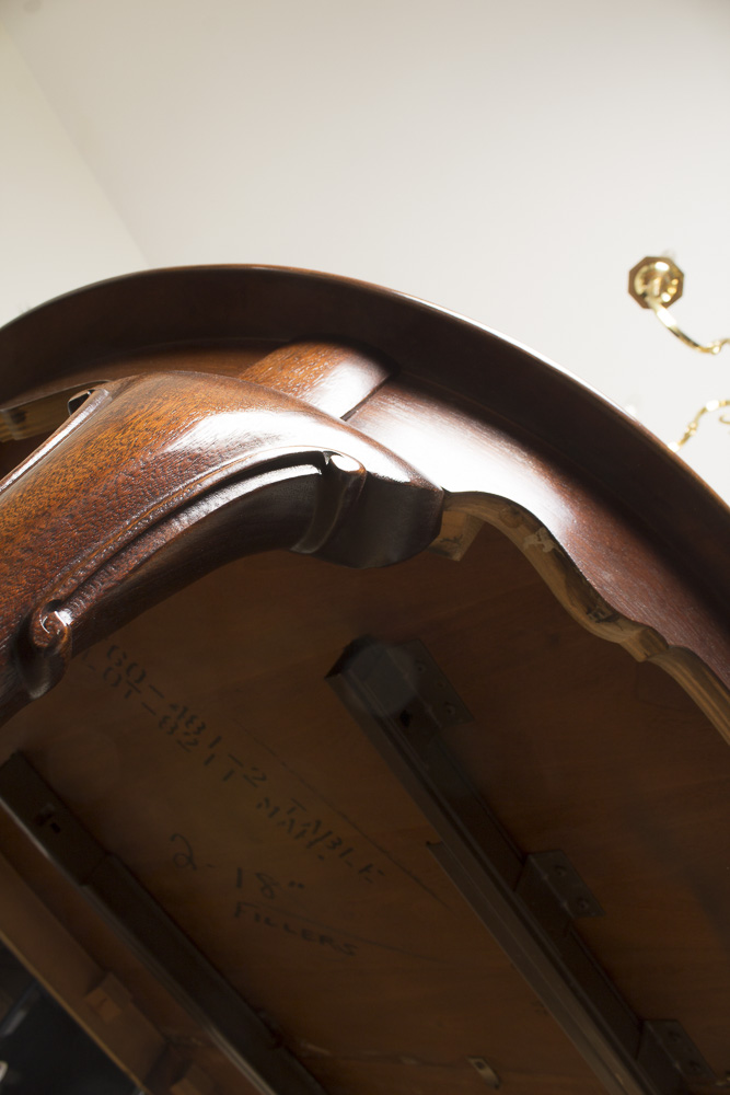 Queen Anne Style Mahogany Dining Table