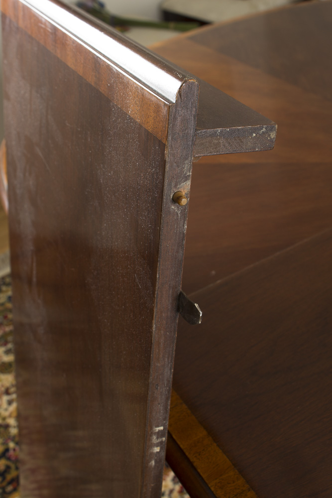 Queen Anne Style Mahogany Dining Table