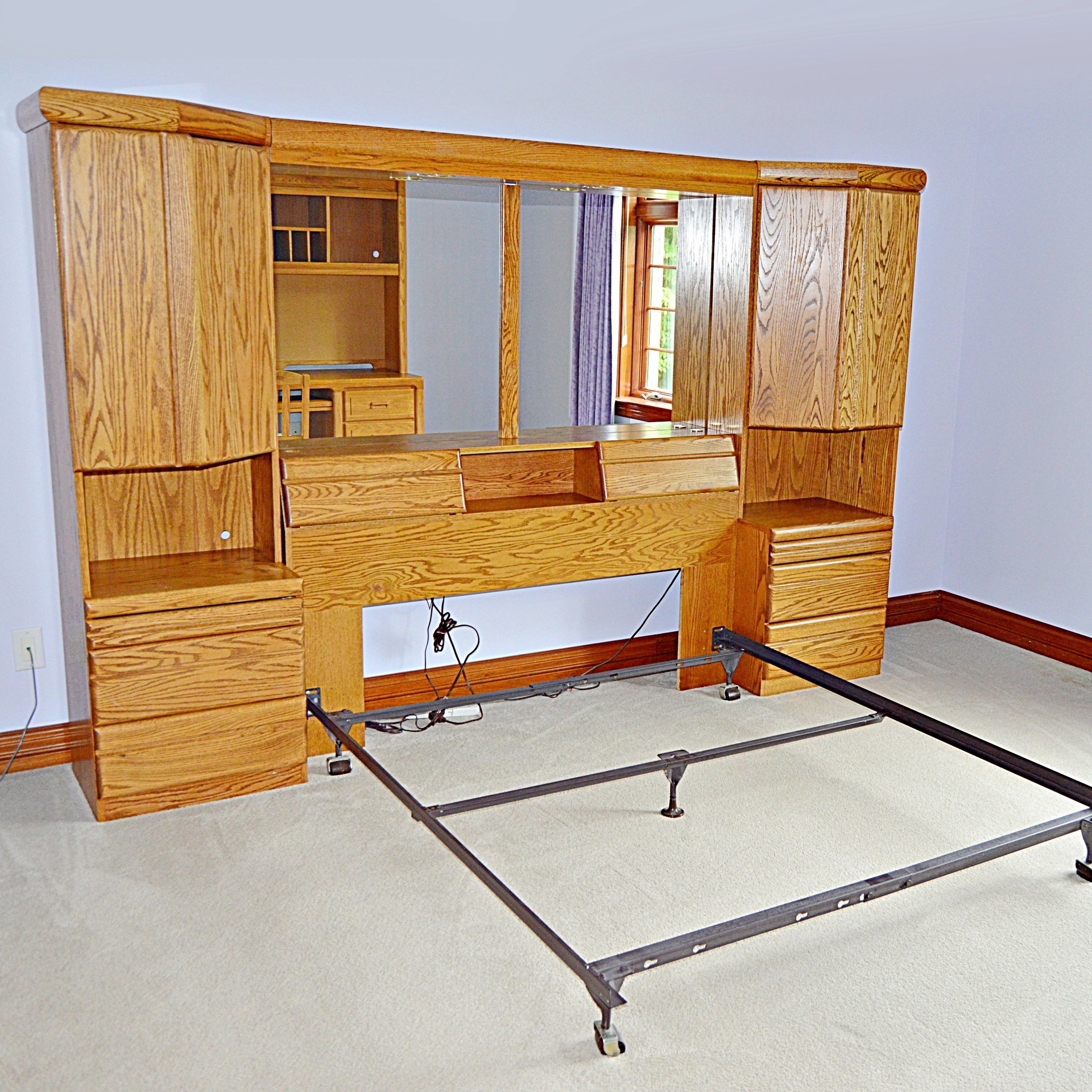 Arbek Oak Queen Bed Ensemble with Pier Cabinets, Light Bridge