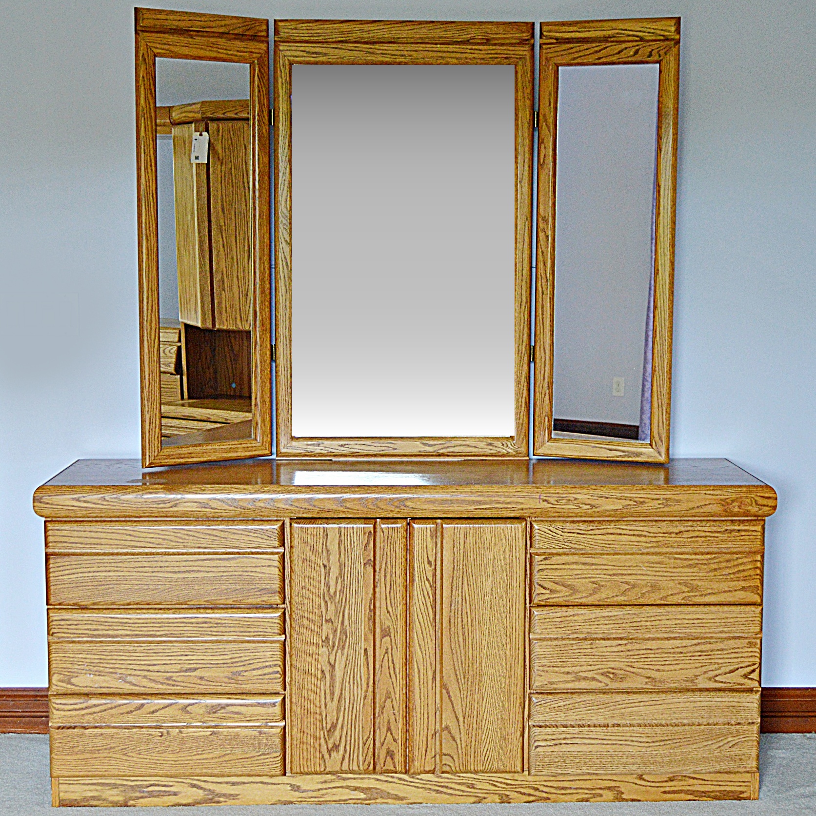 Arbek Oak Dresser and Mirror