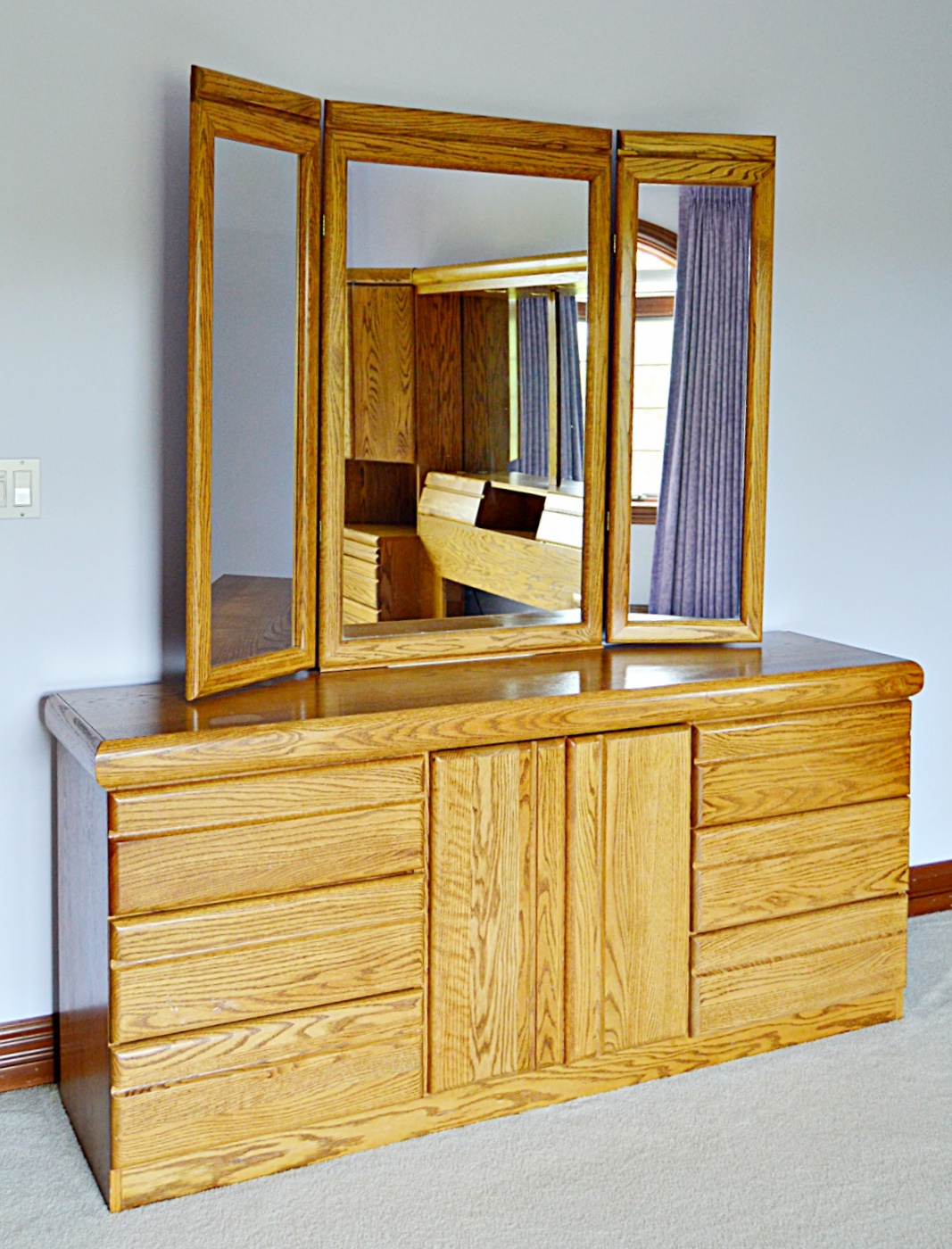 Arbek Oak Dresser and Mirror