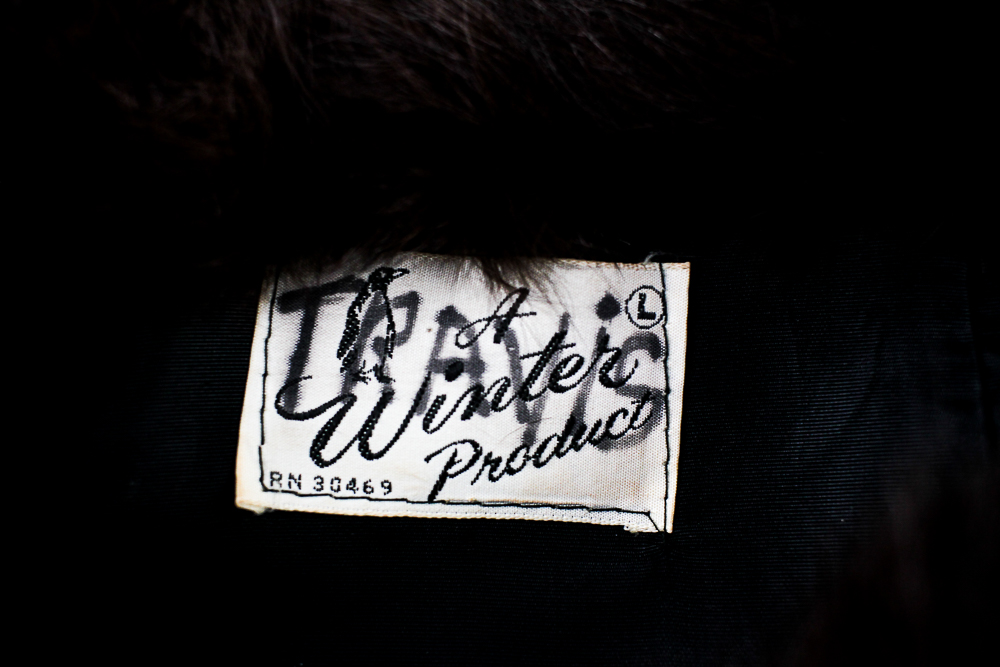 A Winter Product Vintage Jacket with Fur Collar