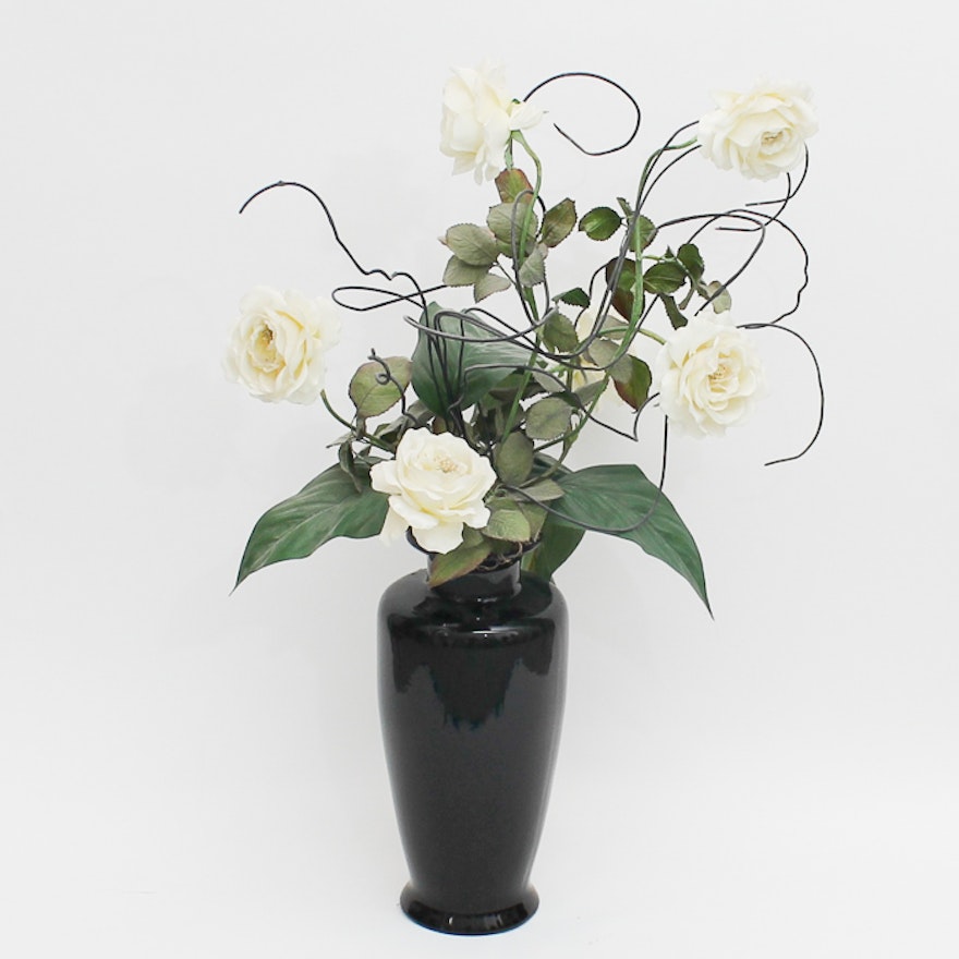 Vase With Flower Décor