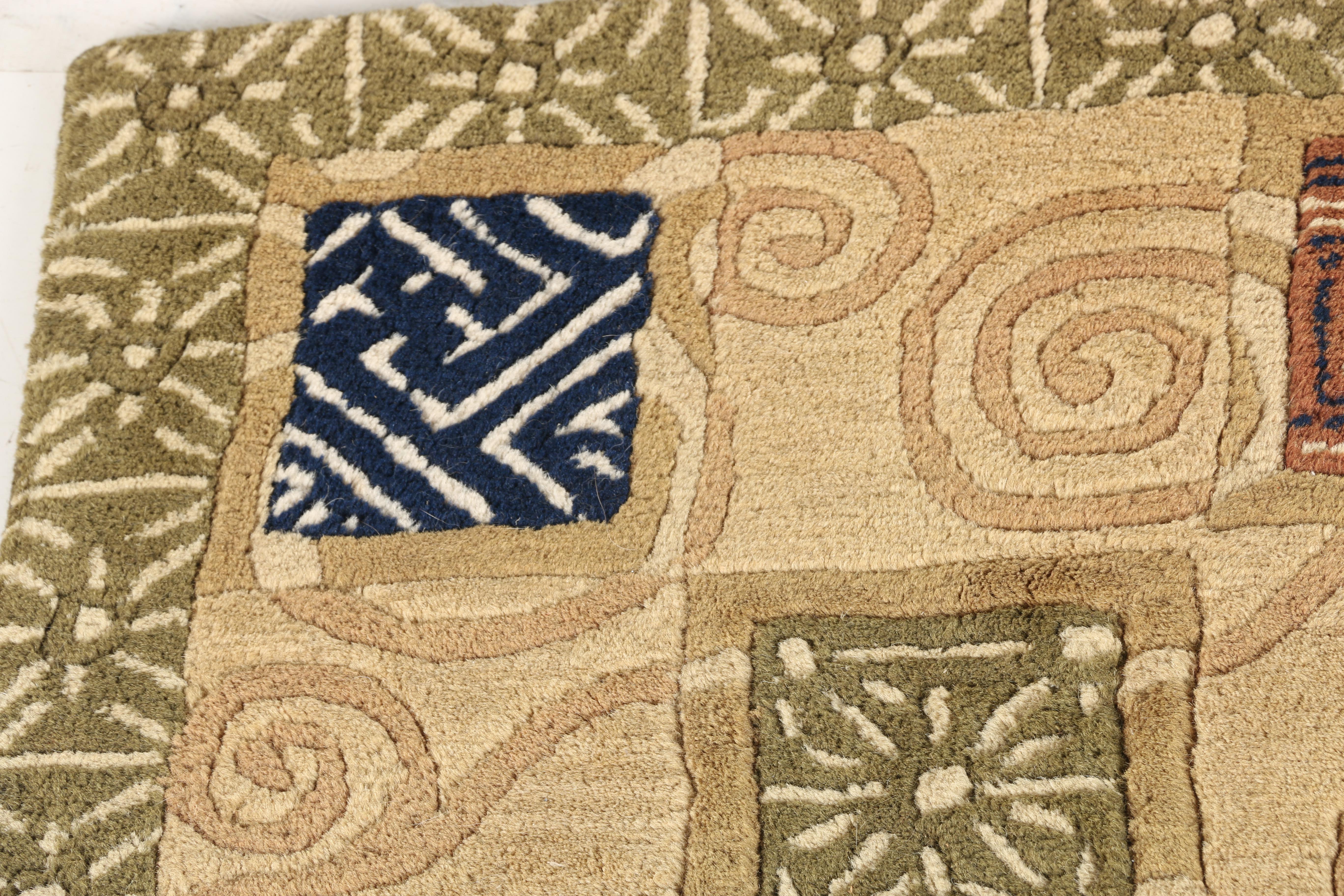 Hand-Tufted Indian Sculpted Indira Collection Area Rug