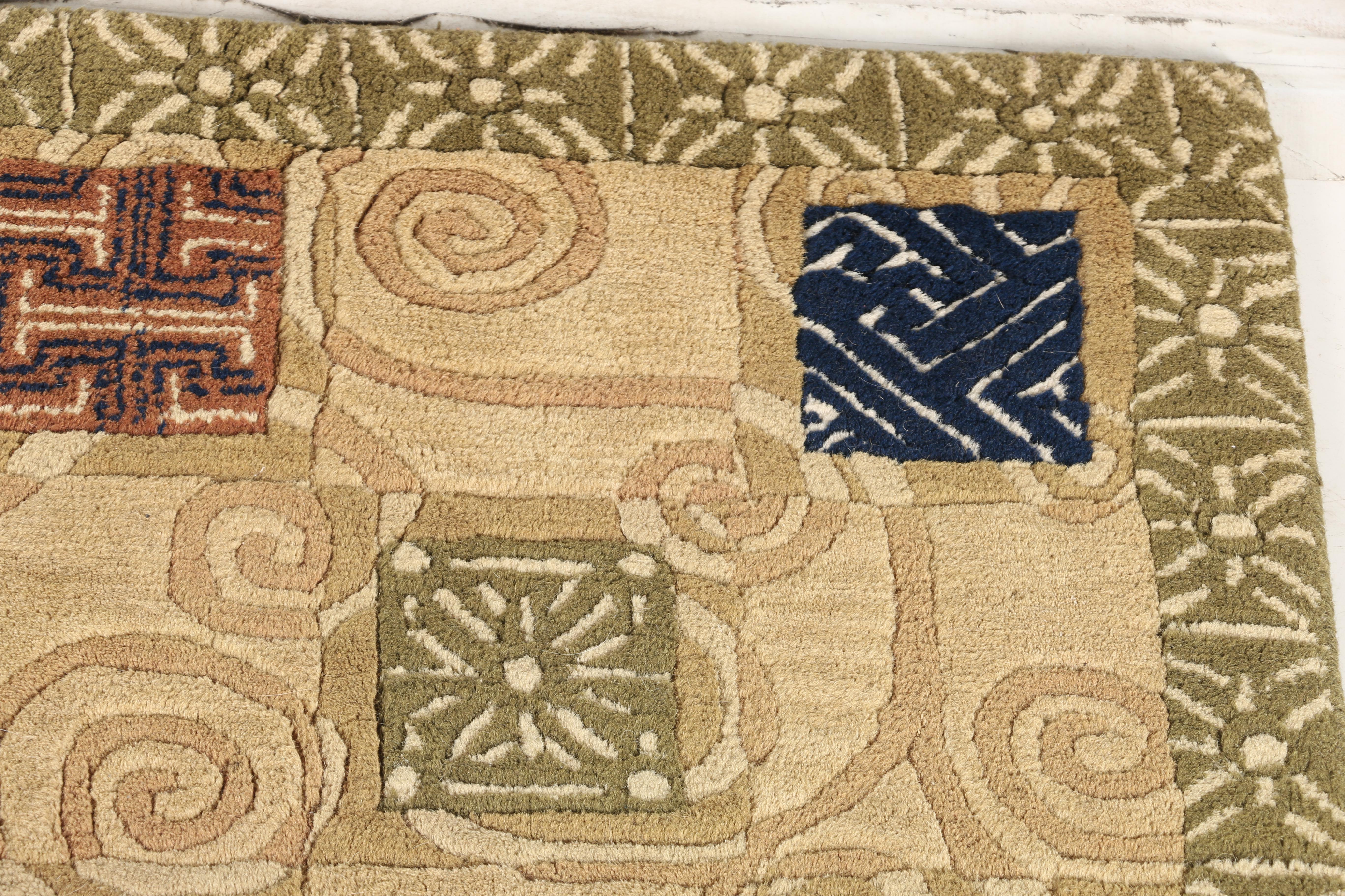 Hand-Tufted Indian Sculpted Indira Collection Area Rug