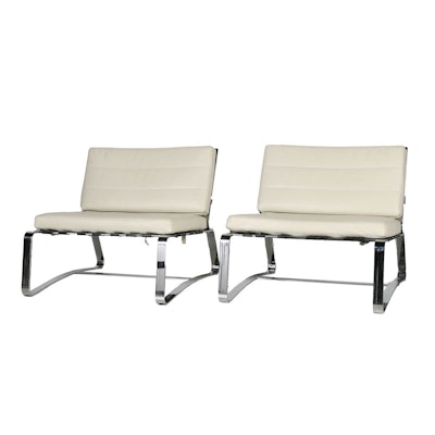 Pair of Italian "Delaunay" White Leather Lounge Chairs by Minotti Pair of Italian "Delaunay" White Leather Lounge Chairs by Minotti