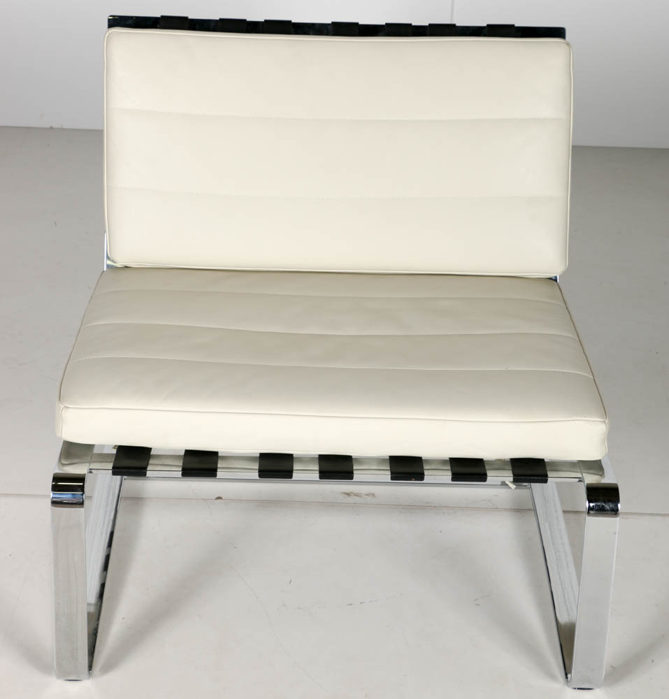 Pair of Italian "Delaunay" White Leather Lounge Chairs by Minotti