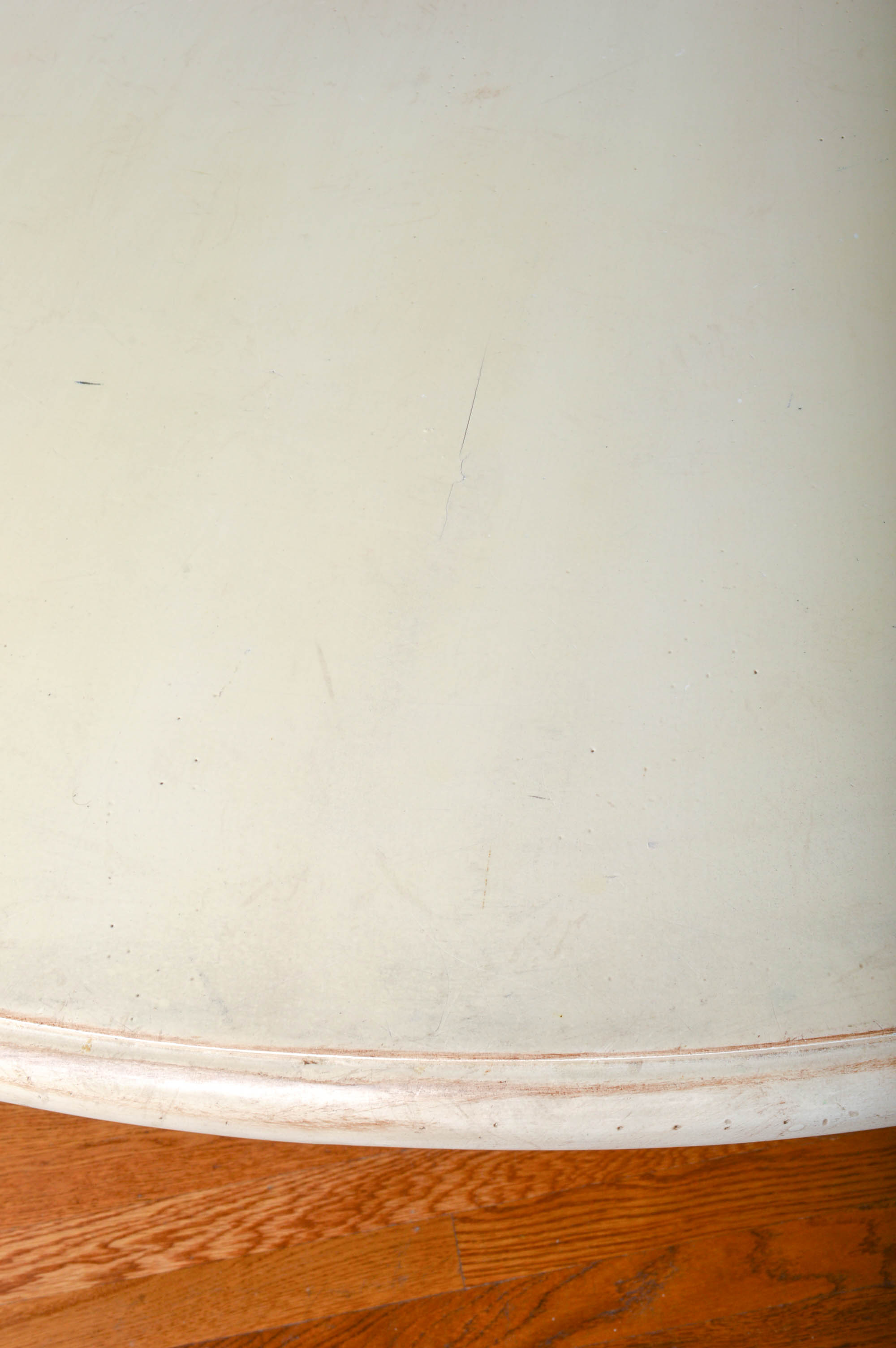 Pottery Barn Round Farmhouse Style Dining Table With Six Chairs