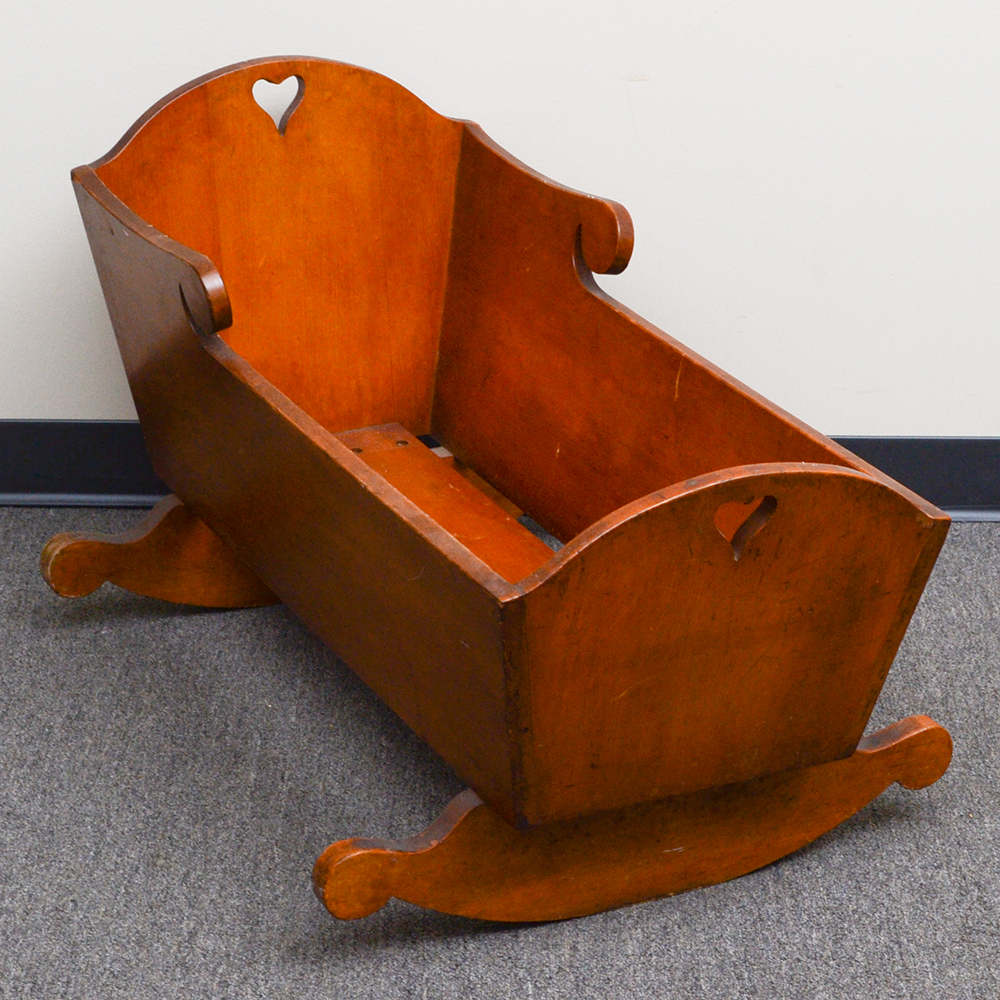 Antique Decorative Wooden Baby Cradle