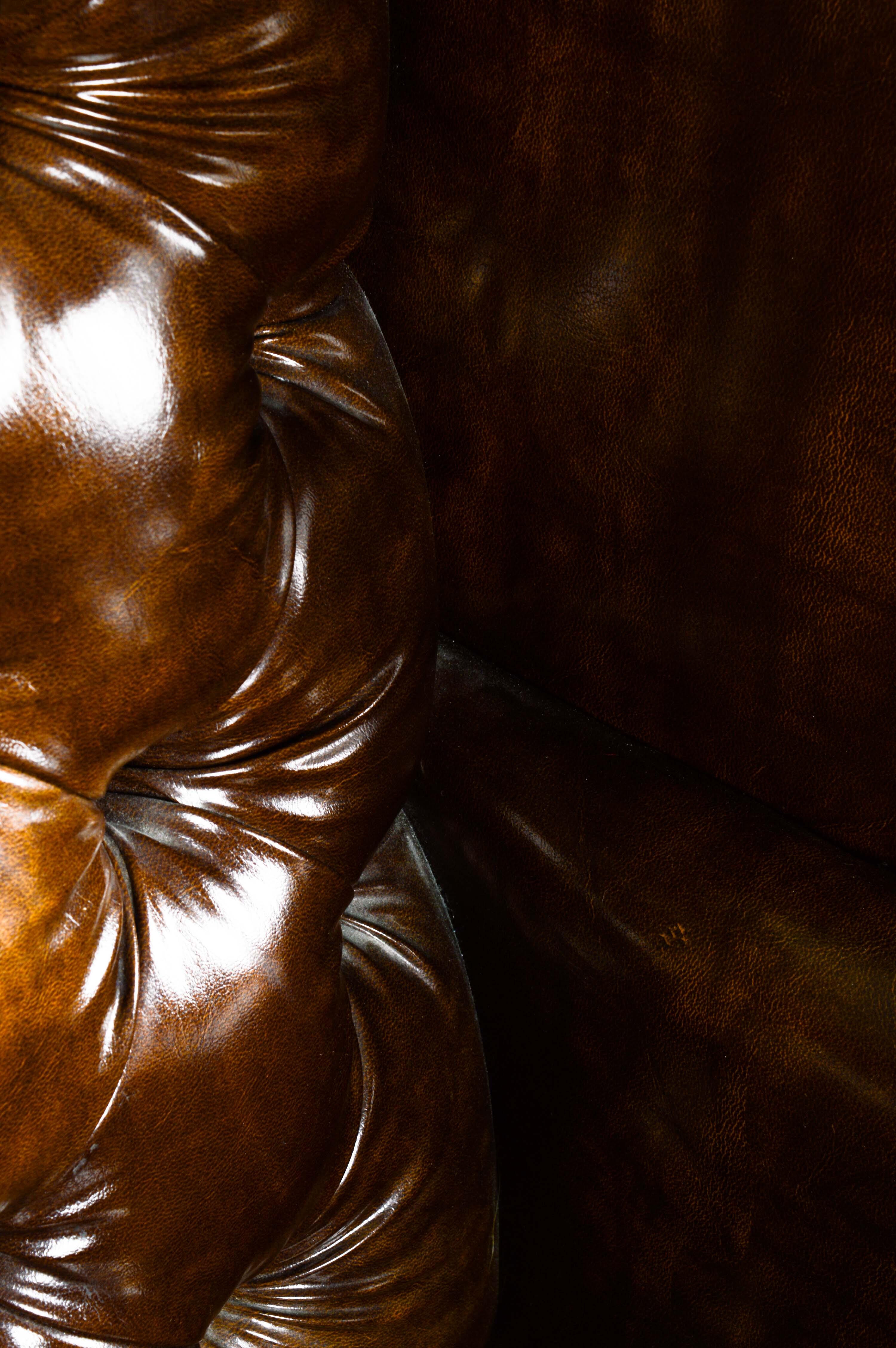 Chesterfield Style Faux Leather Tufted Armchair