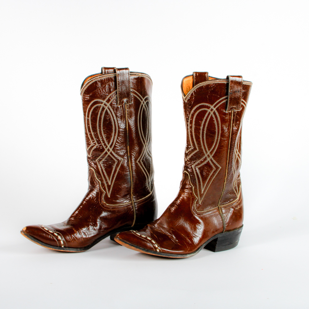 Women's Leather Cowboy Boots Featuring Justin