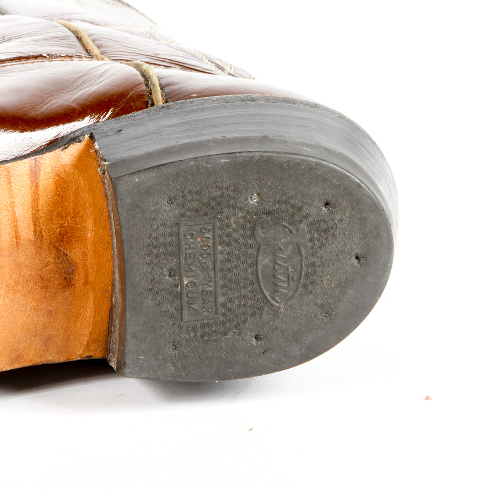 Women's Leather Cowboy Boots Featuring Justin