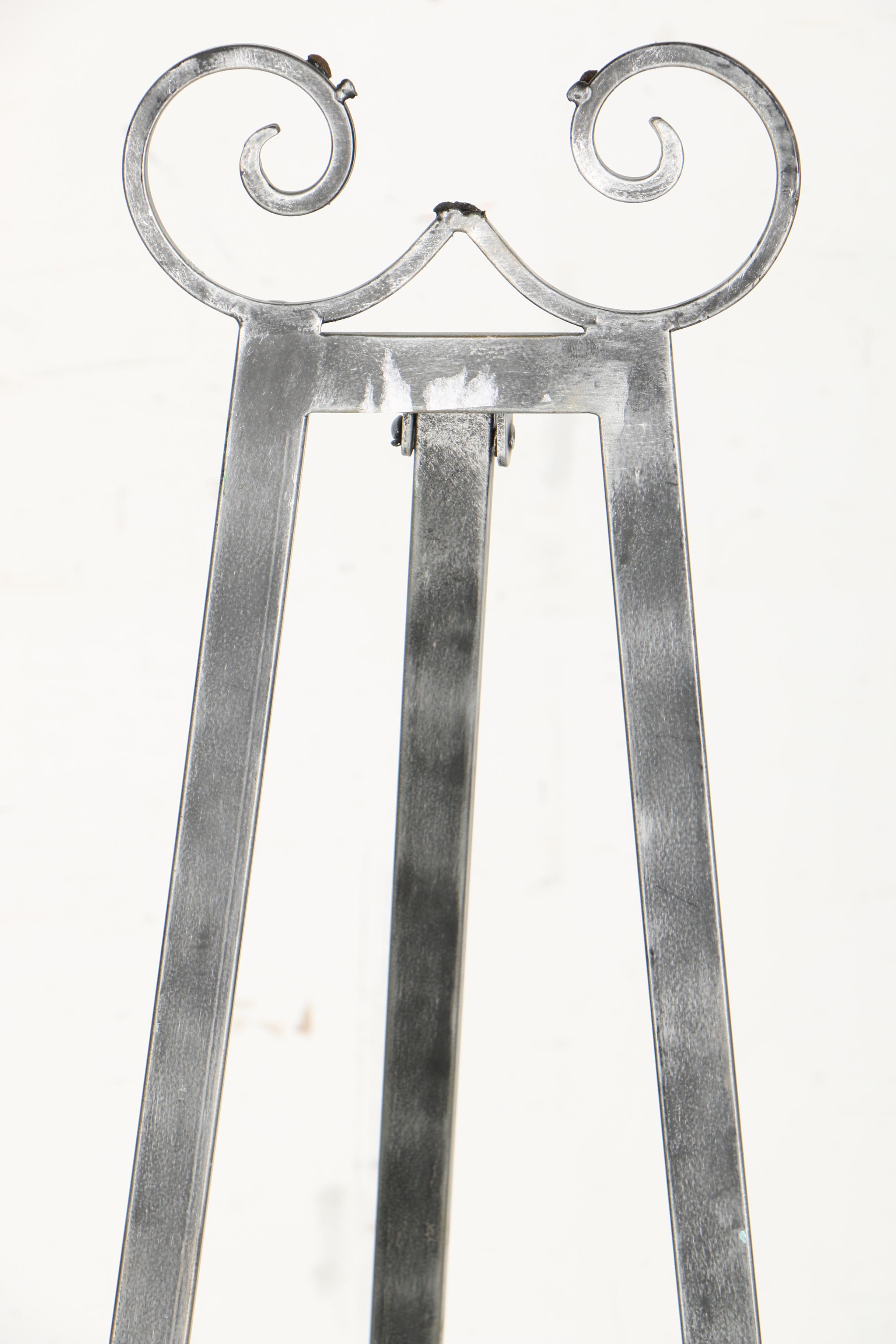 Black Metal Easel