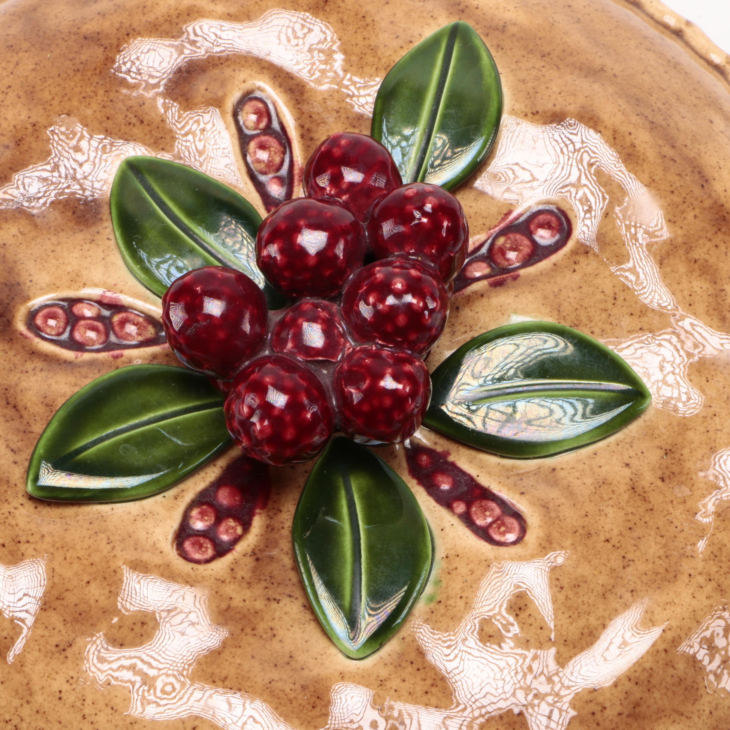 Sweetbrier Farm Ceramic Covered Pie Dish