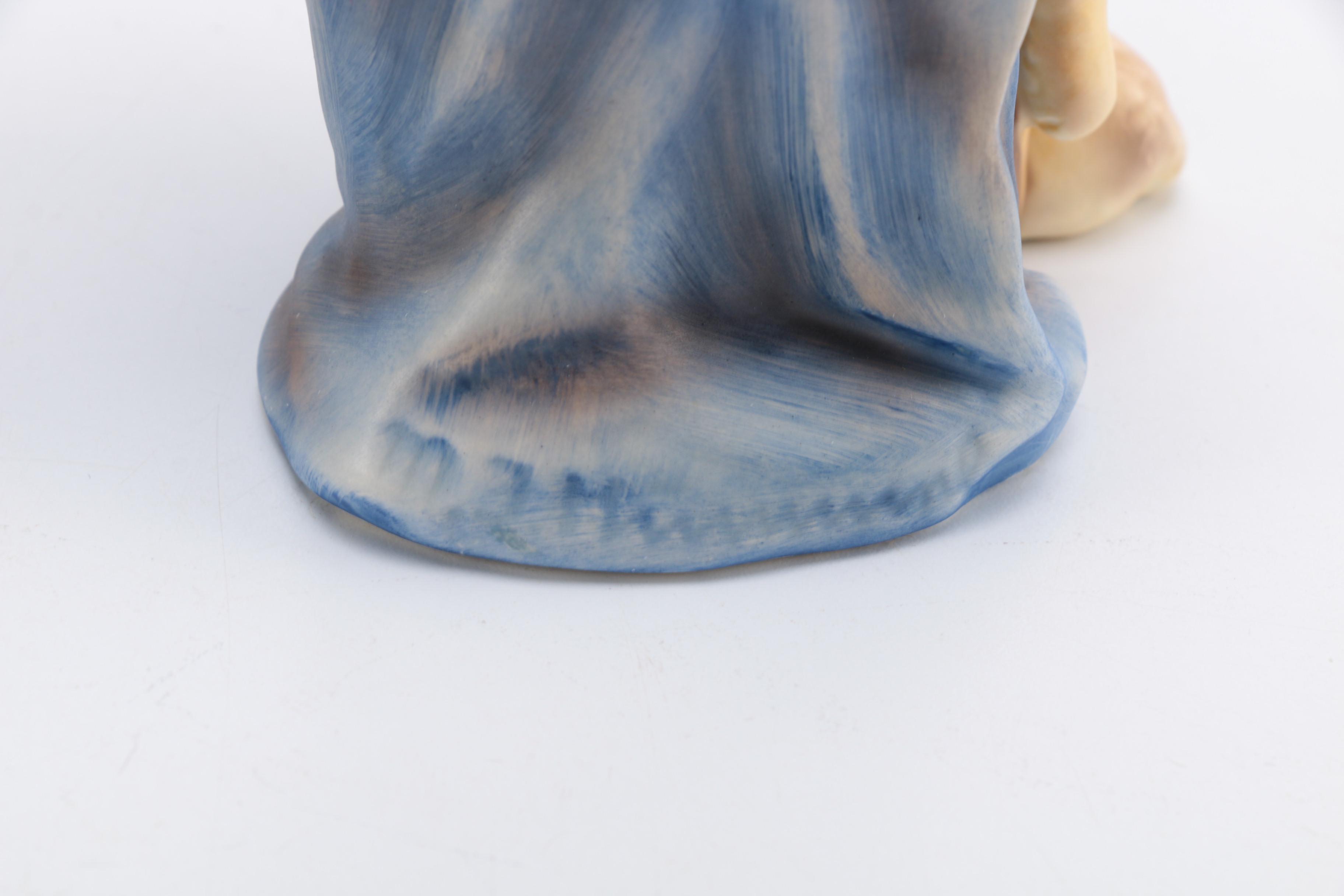 Hummel Nativity Figurines