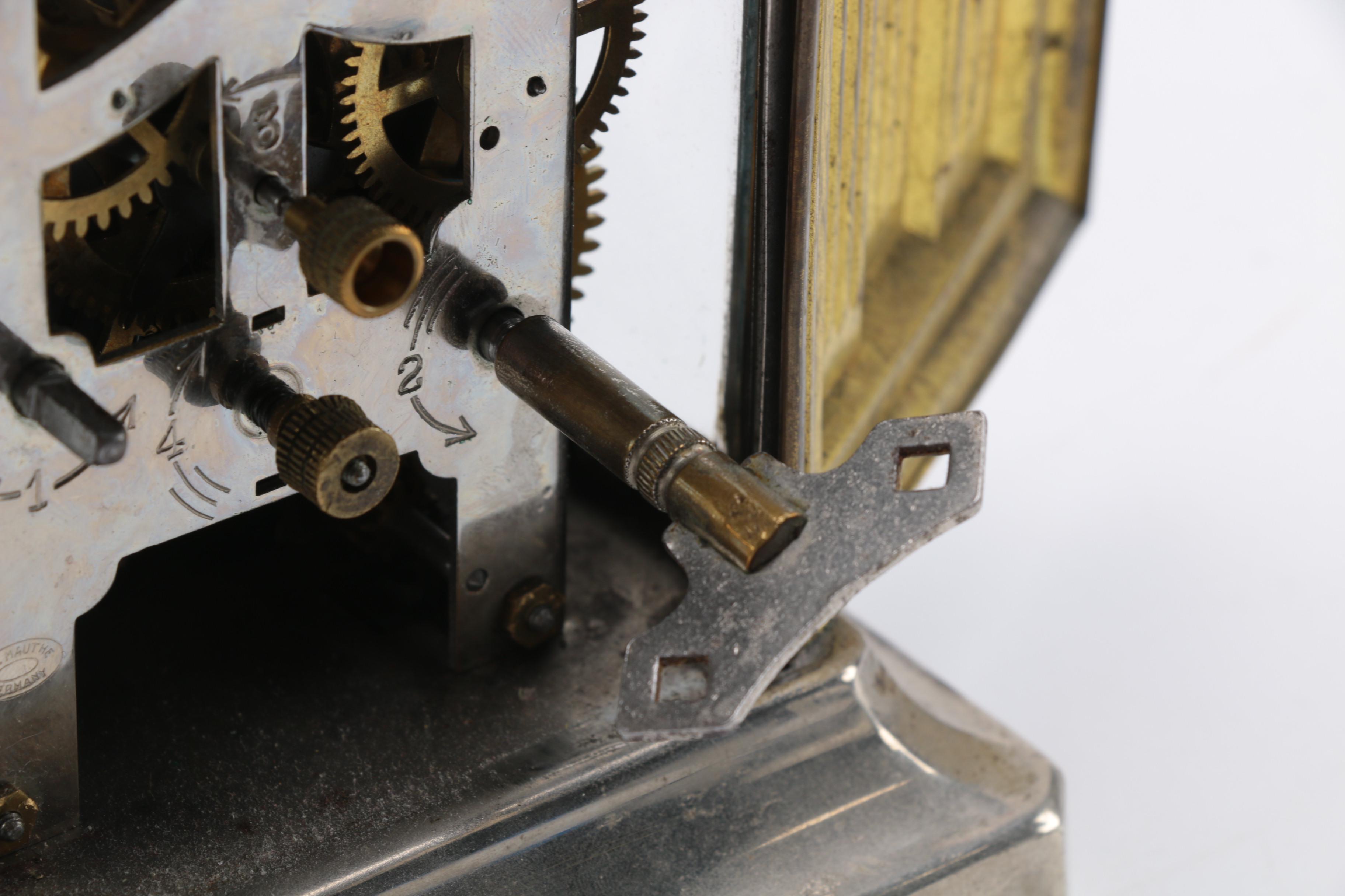 Mantel Clocks With Keys